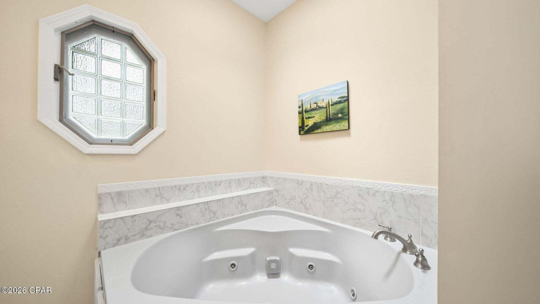 HARBOR OAKS - Residential