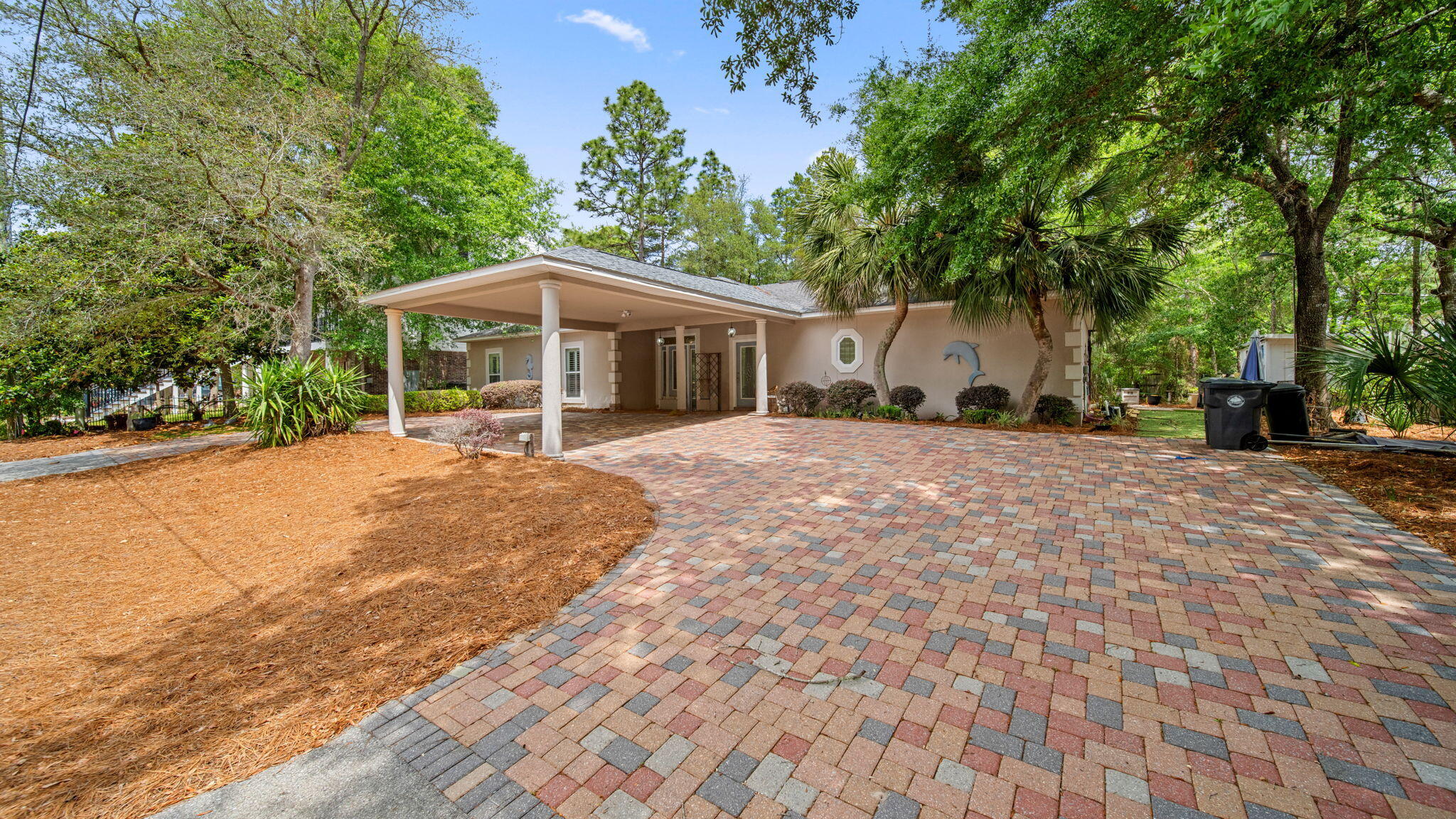 HARBOR OAKS - Residential