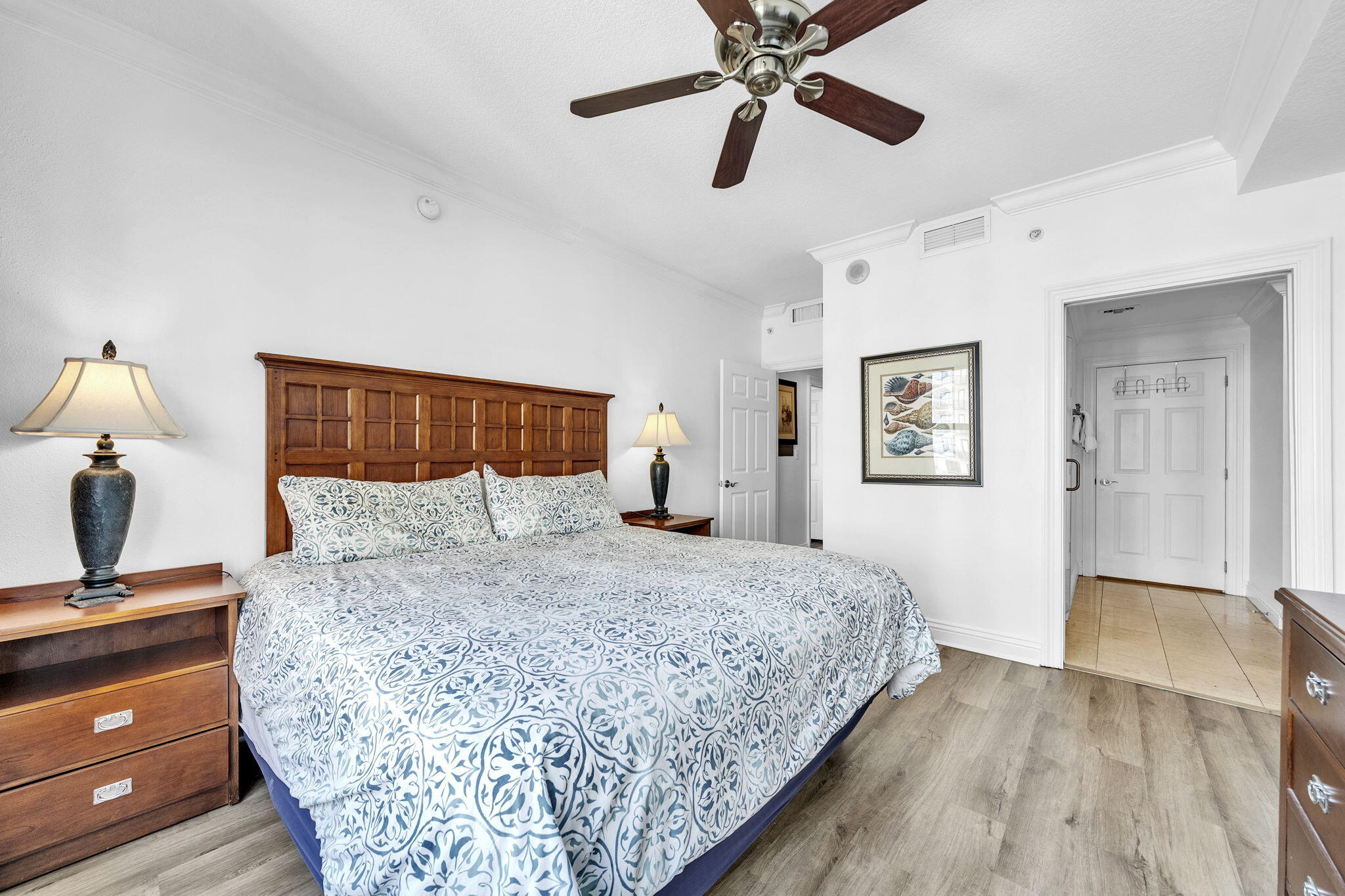 EMERALD GRANDE WEST - Residential