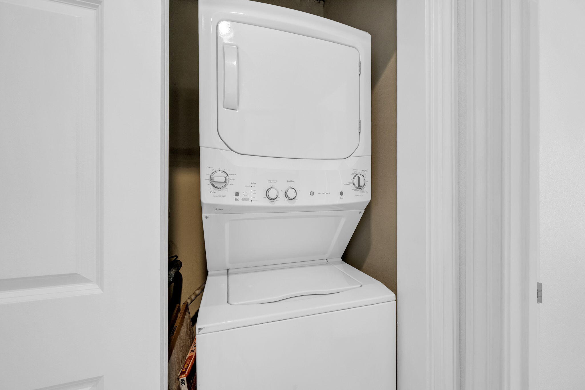 EMERALD GRANDE WEST - Residential