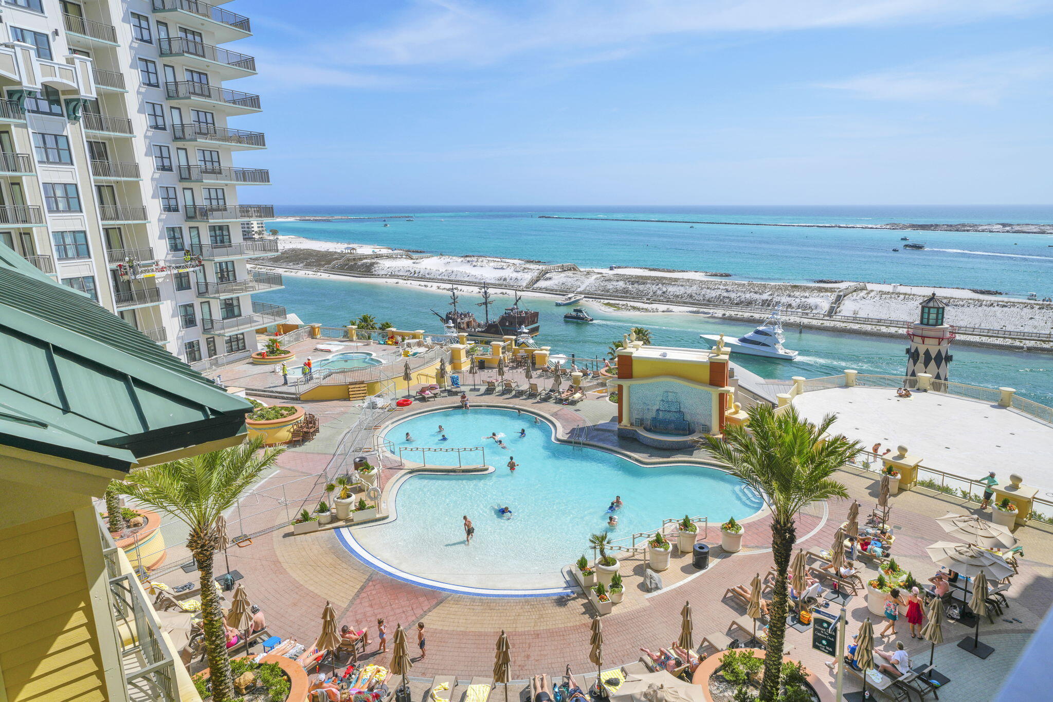 EMERALD GRANDE WEST - Residential