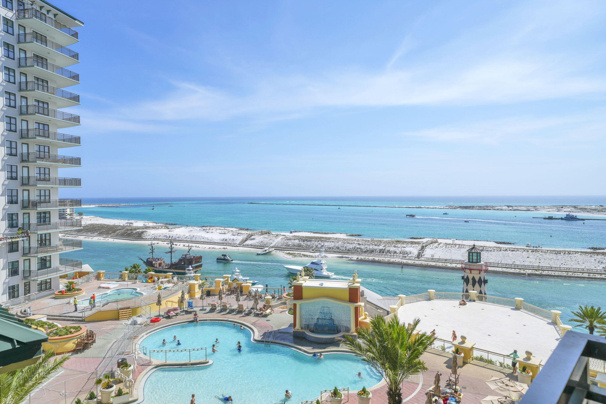 EMERALD GRANDE WEST - Residential