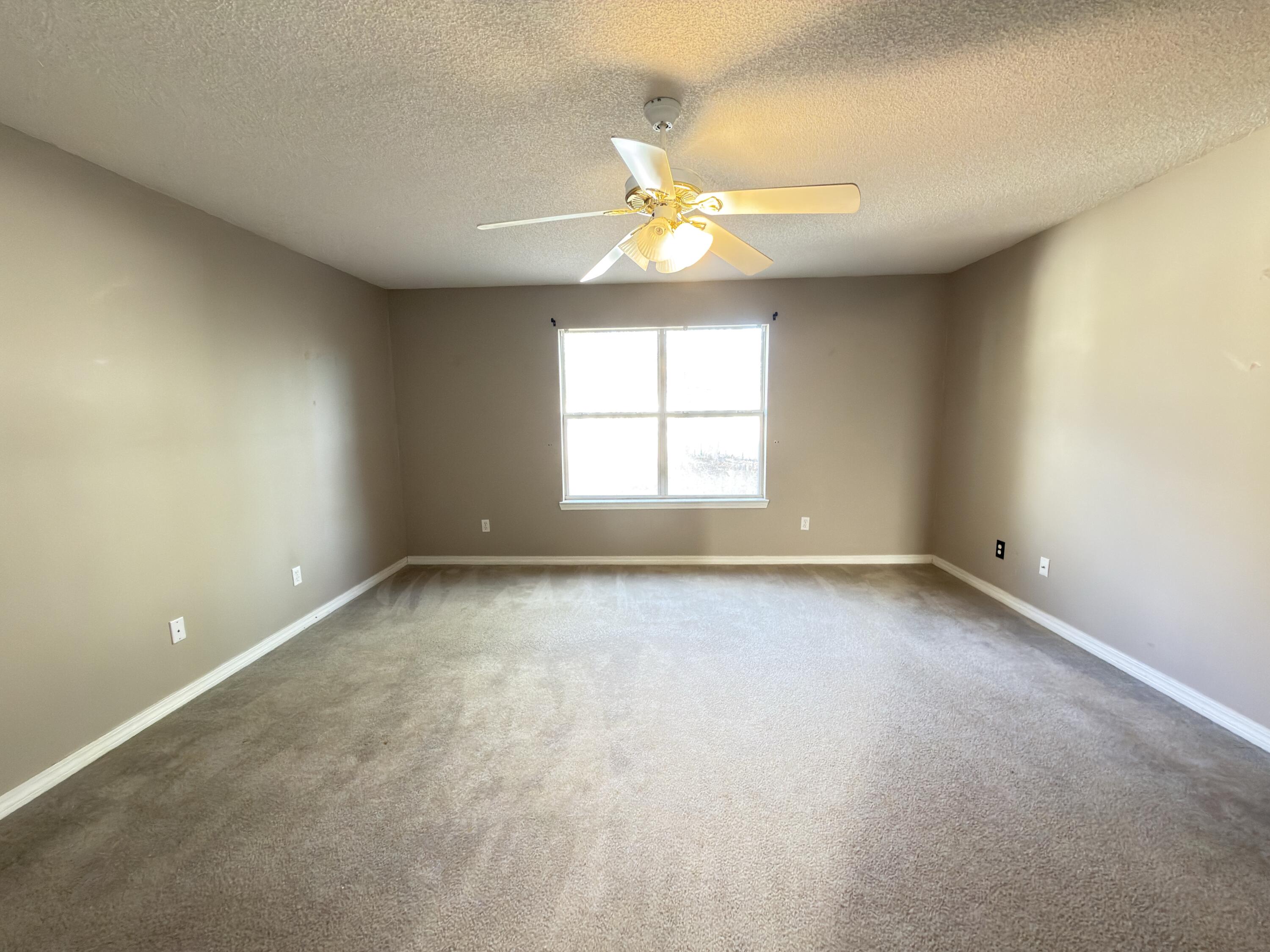 NORTHVIEW ESTATES 7TH ADDN - Residential