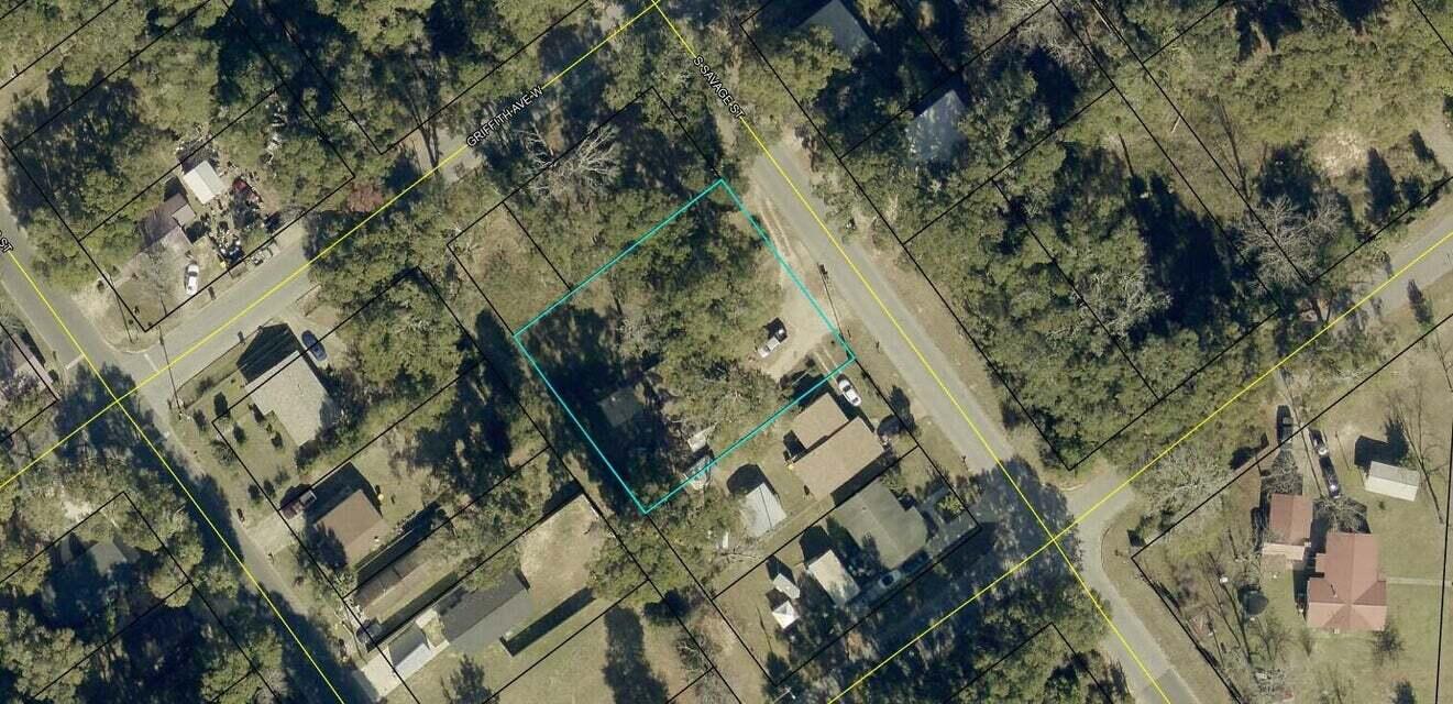 CRESTVIEW LOTS 11 & 12 EX W1/2 OF - Land