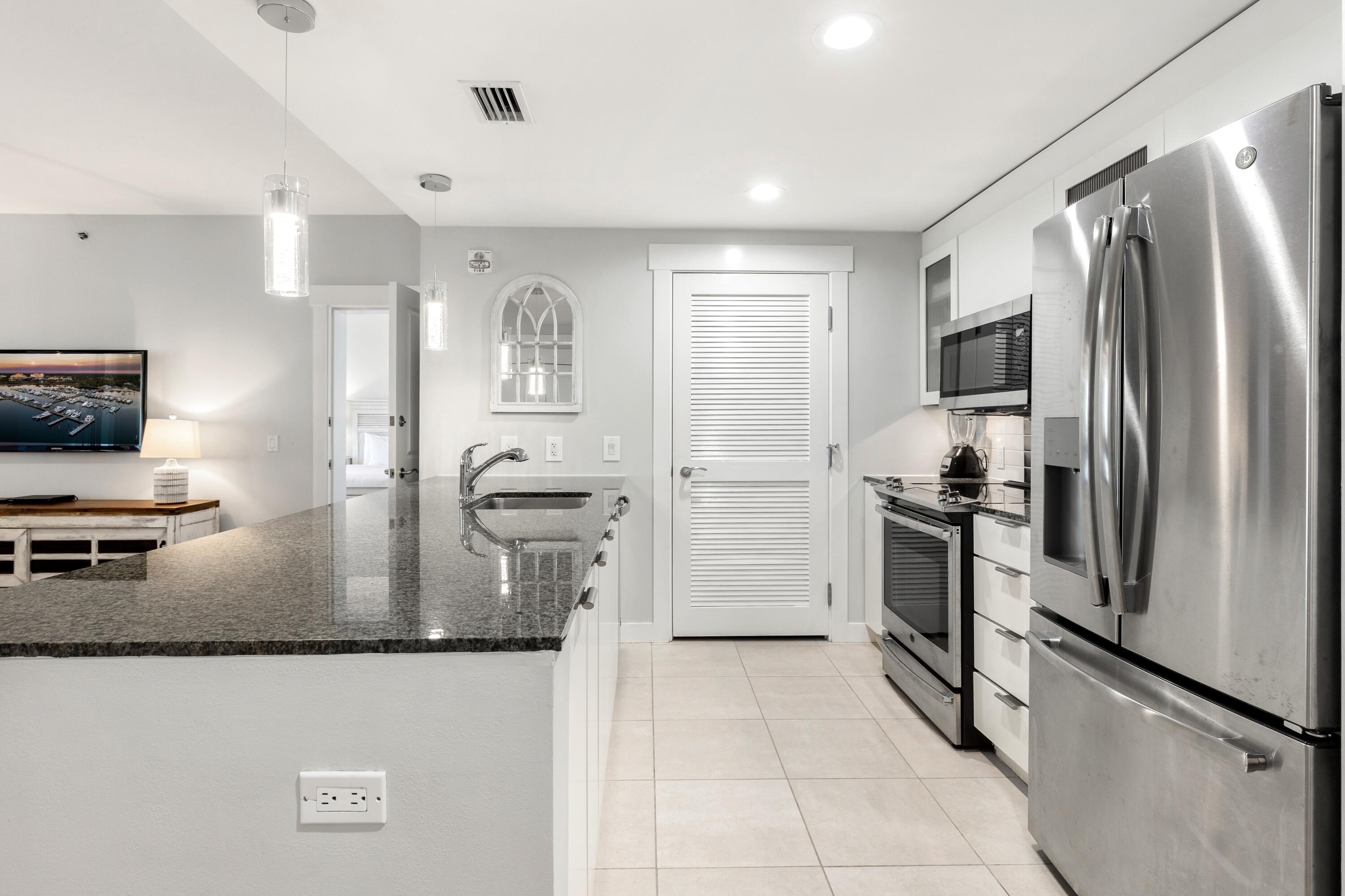 BAHIA CONDO - Residential