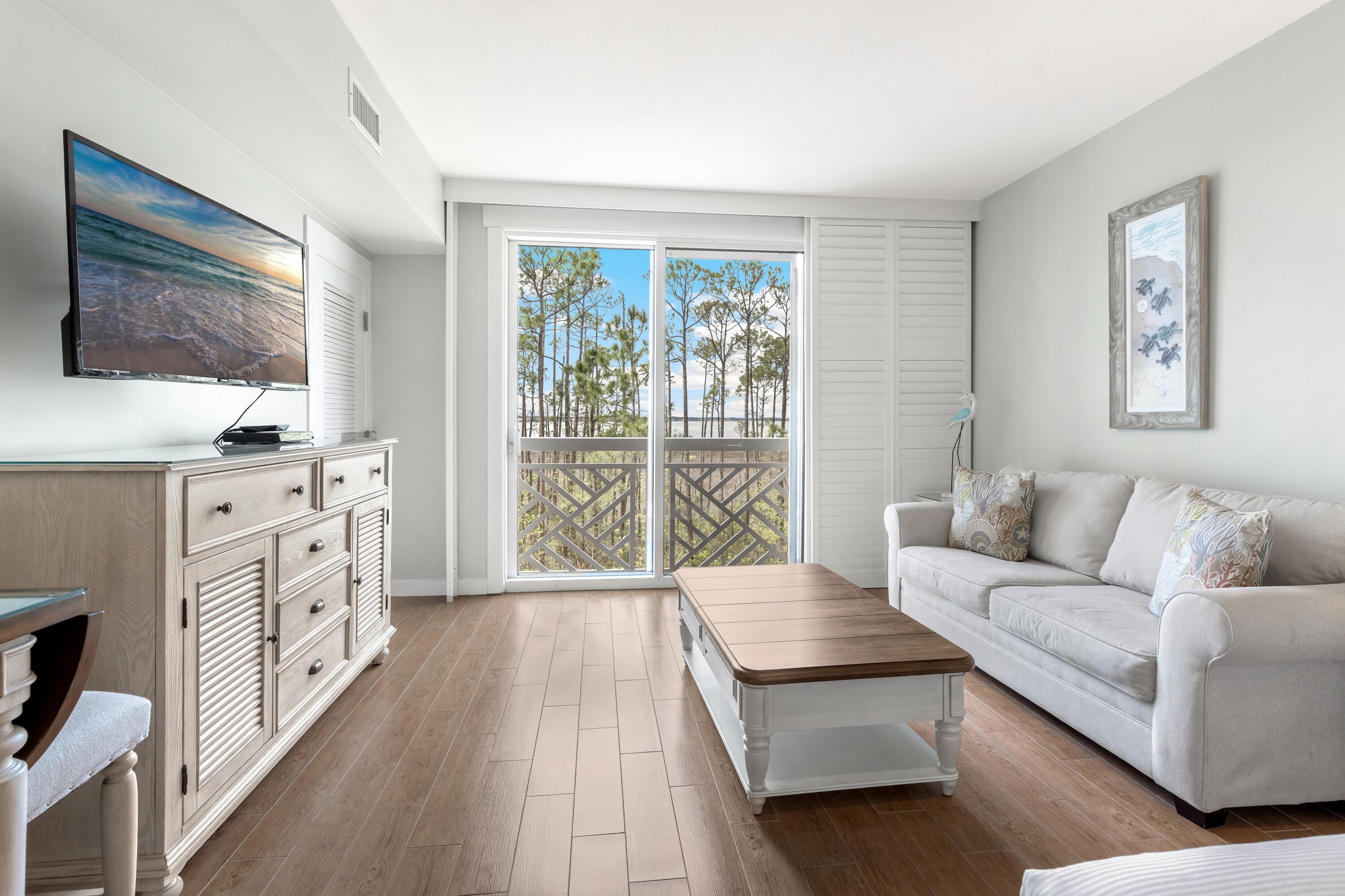 BAHIA CONDO - Residential