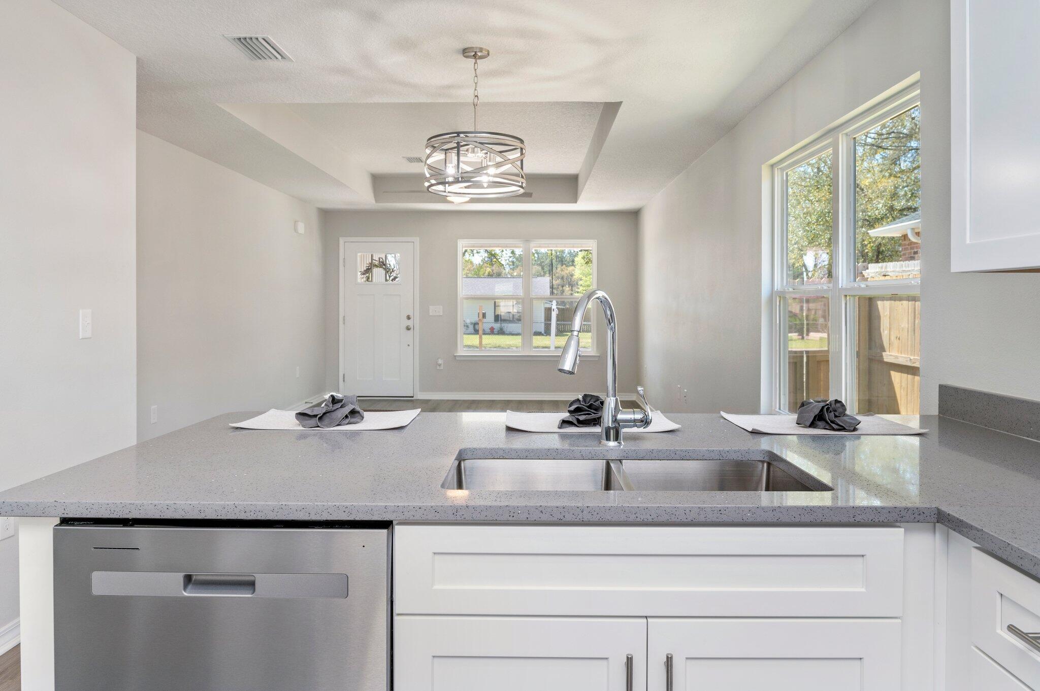 GARDEN CITY - Residential