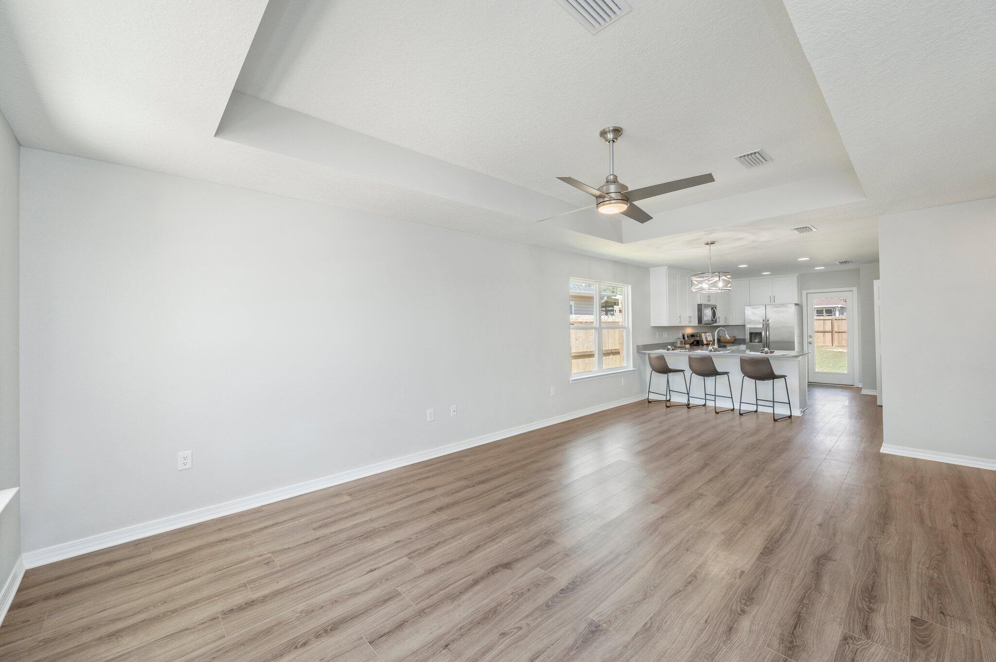 GARDEN CITY - Residential