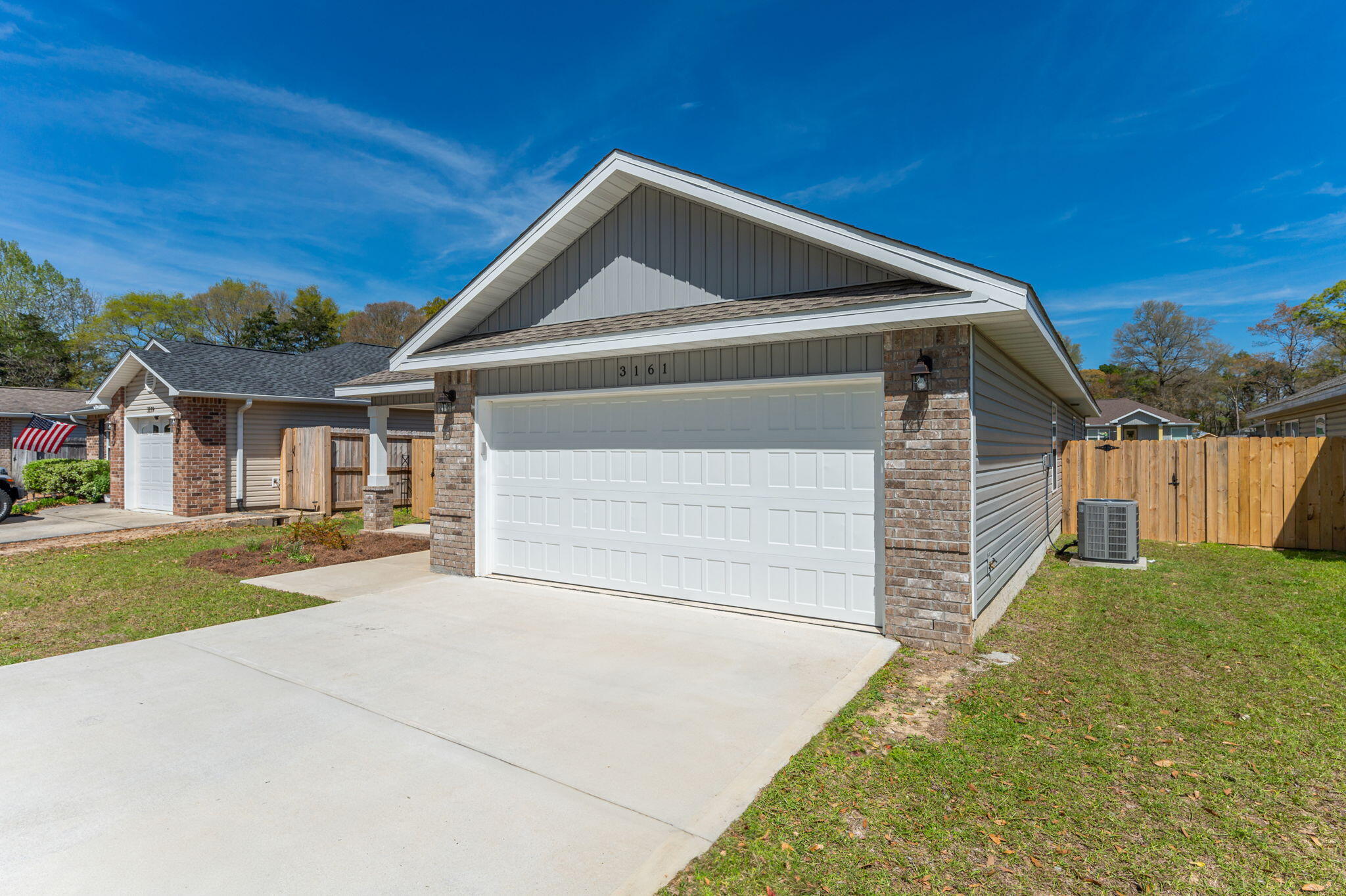 GARDEN CITY - Residential