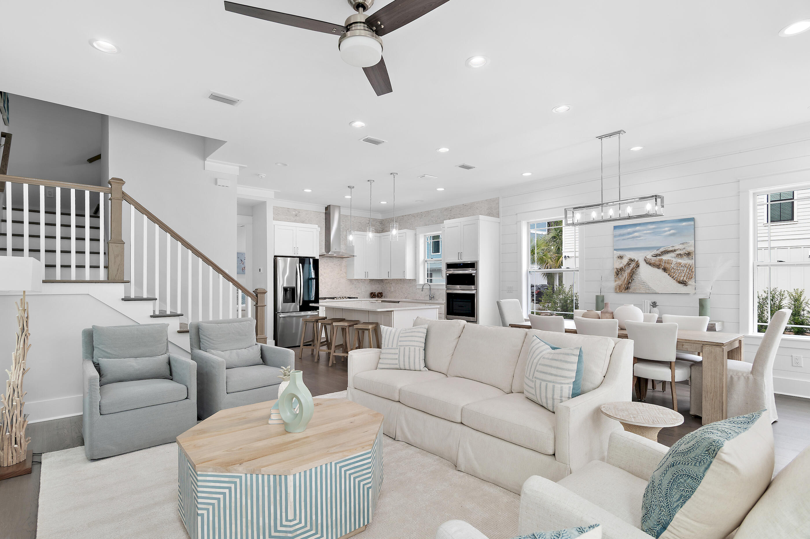 TREETOP S/D - Residential