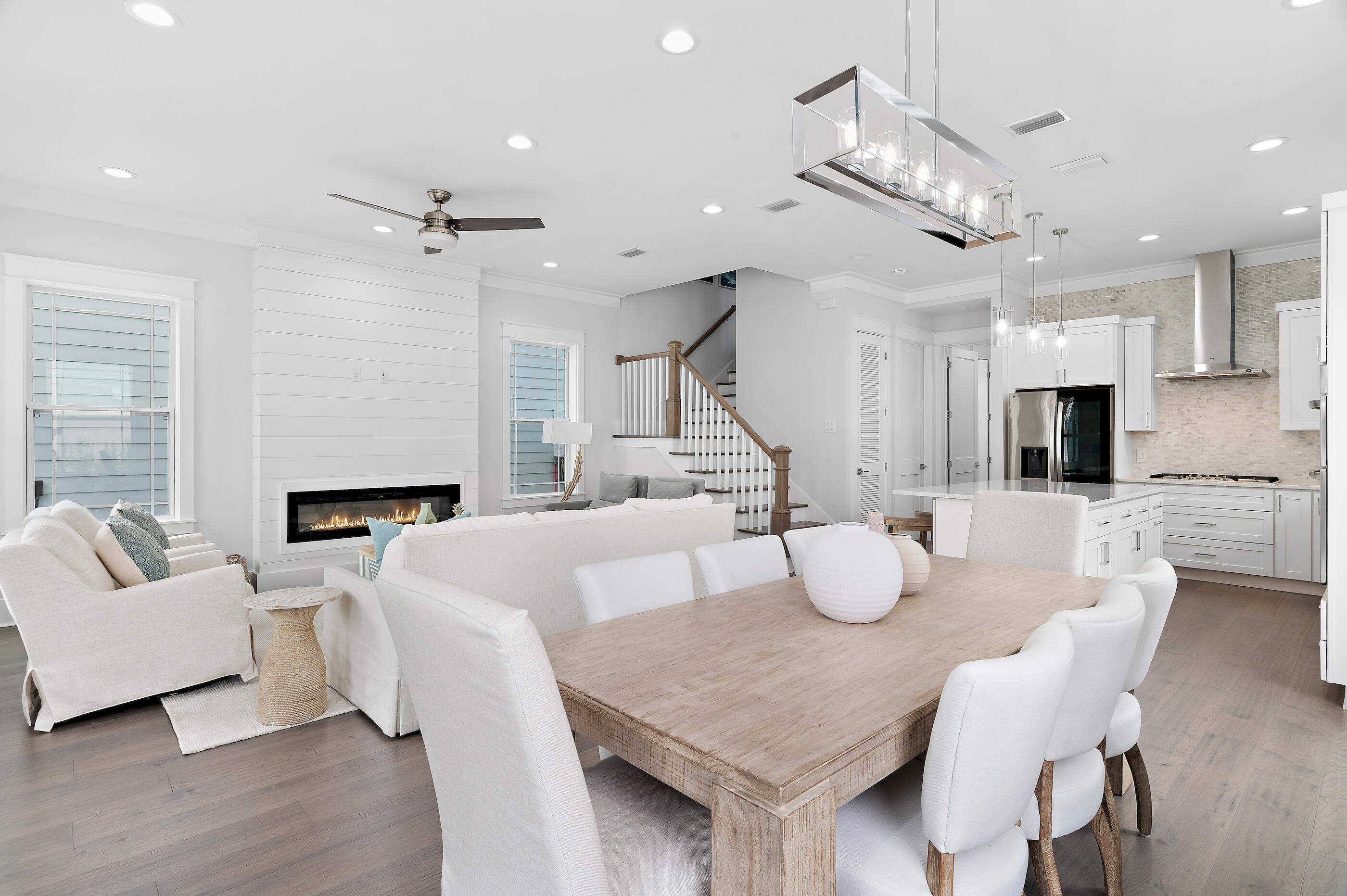 TREETOP S/D - Residential