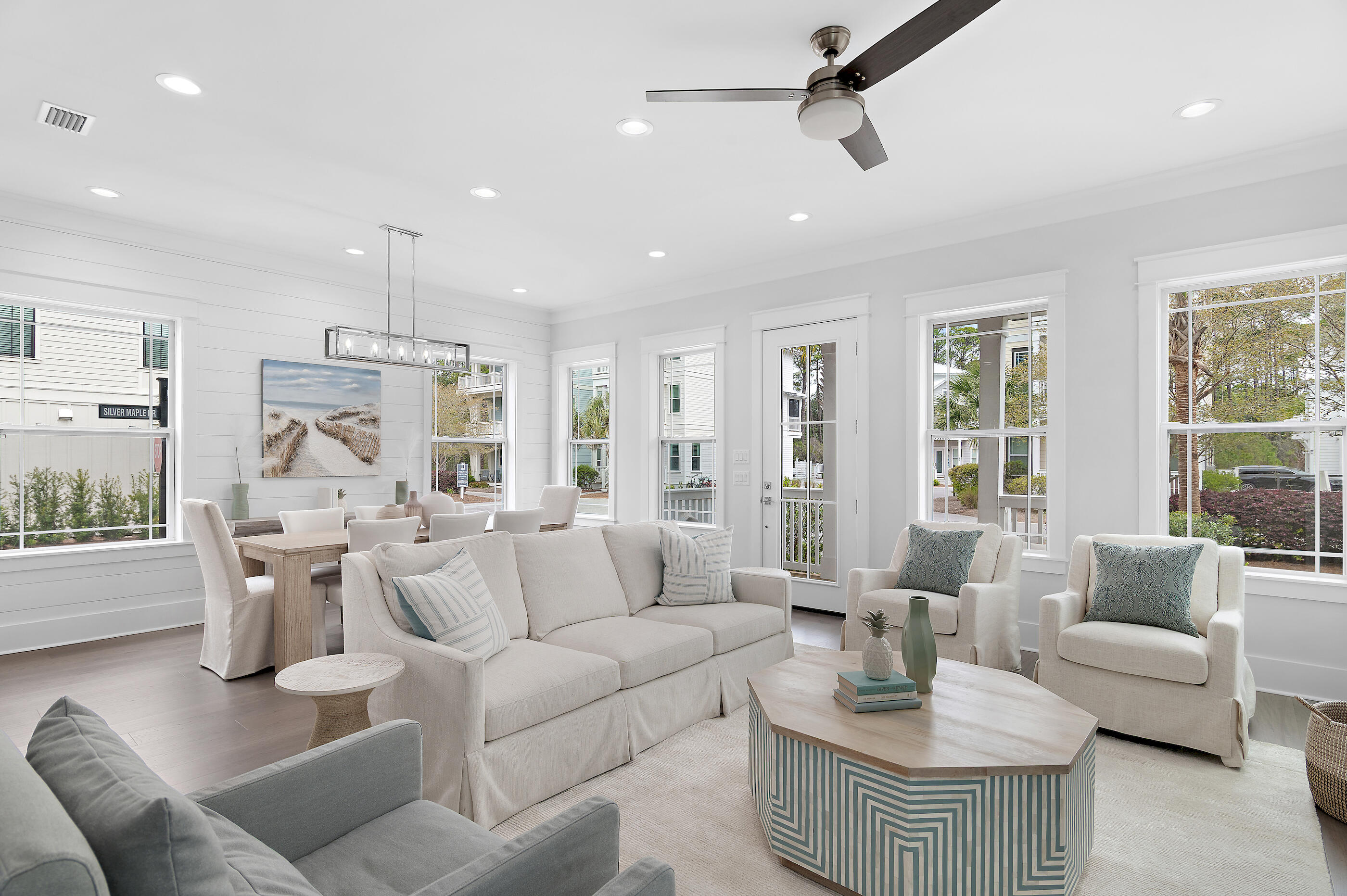 TREETOP S/D - Residential