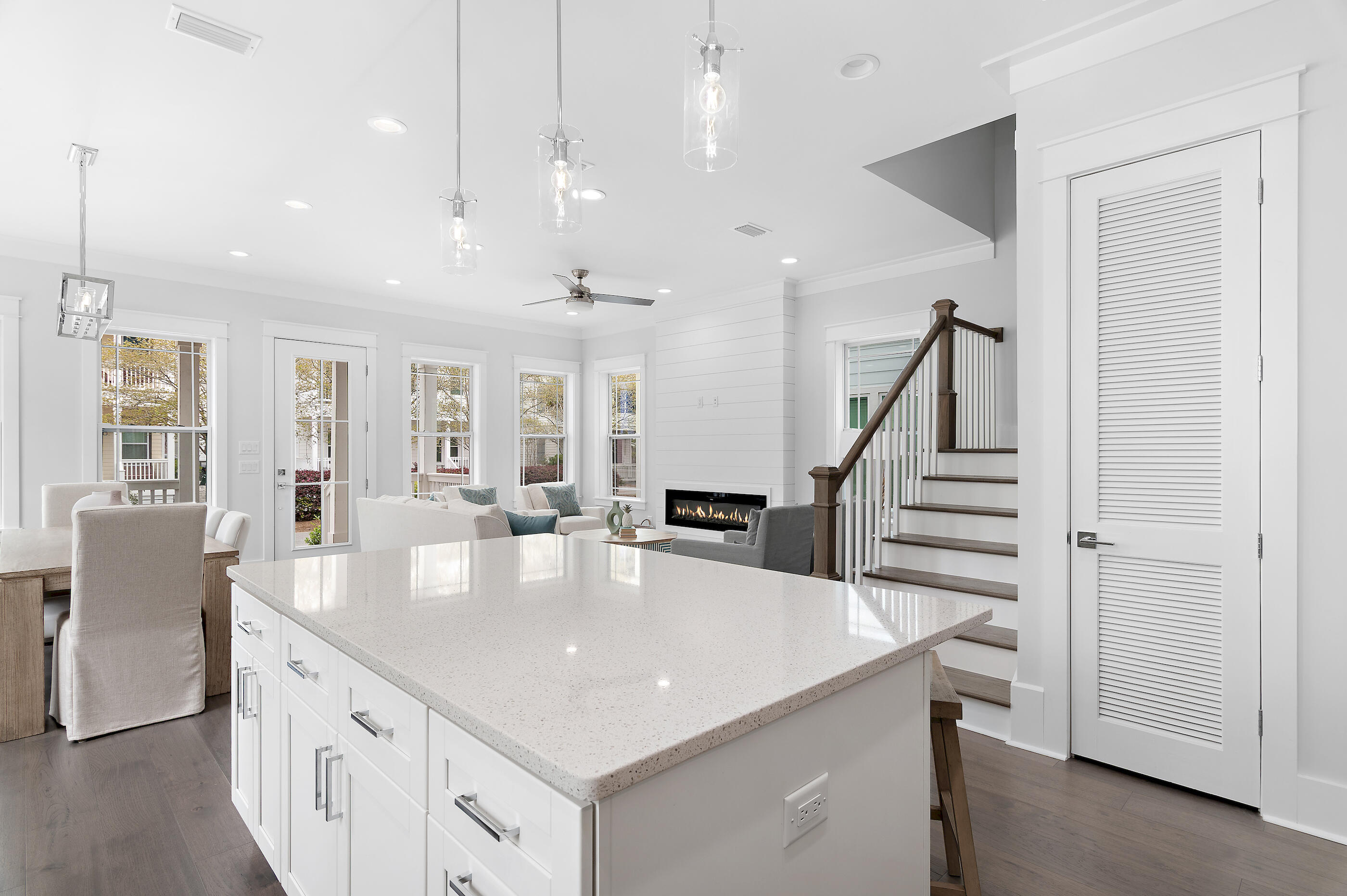 TREETOP S/D - Residential