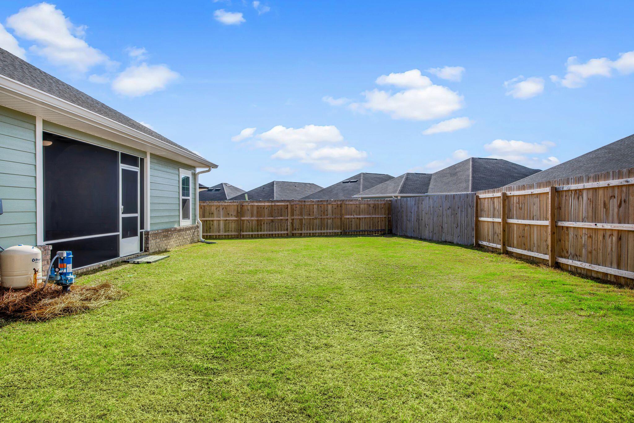 THE BLUFFS AT LAFAYETTE - Residential