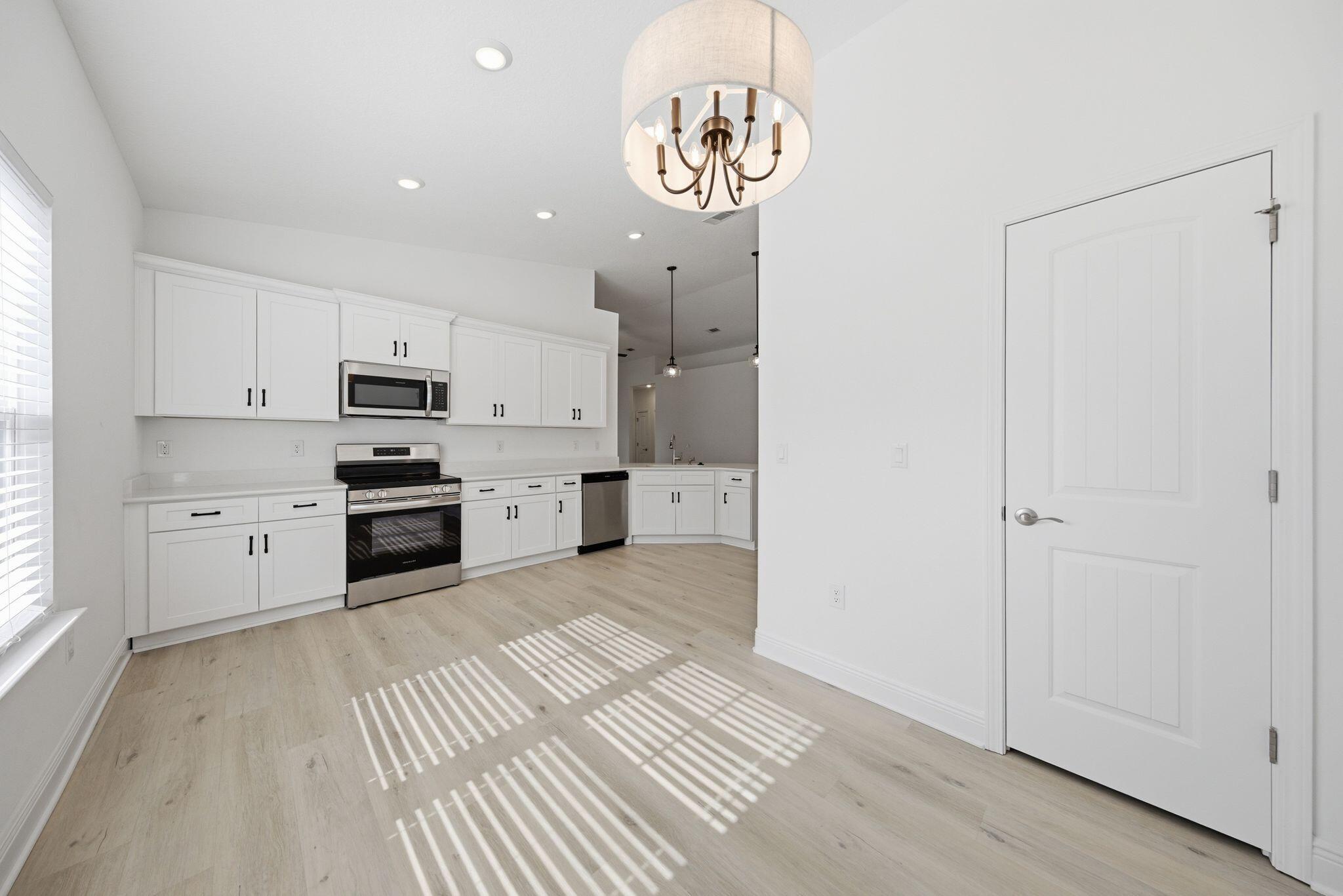 THE BLUFFS AT LAFAYETTE - Residential