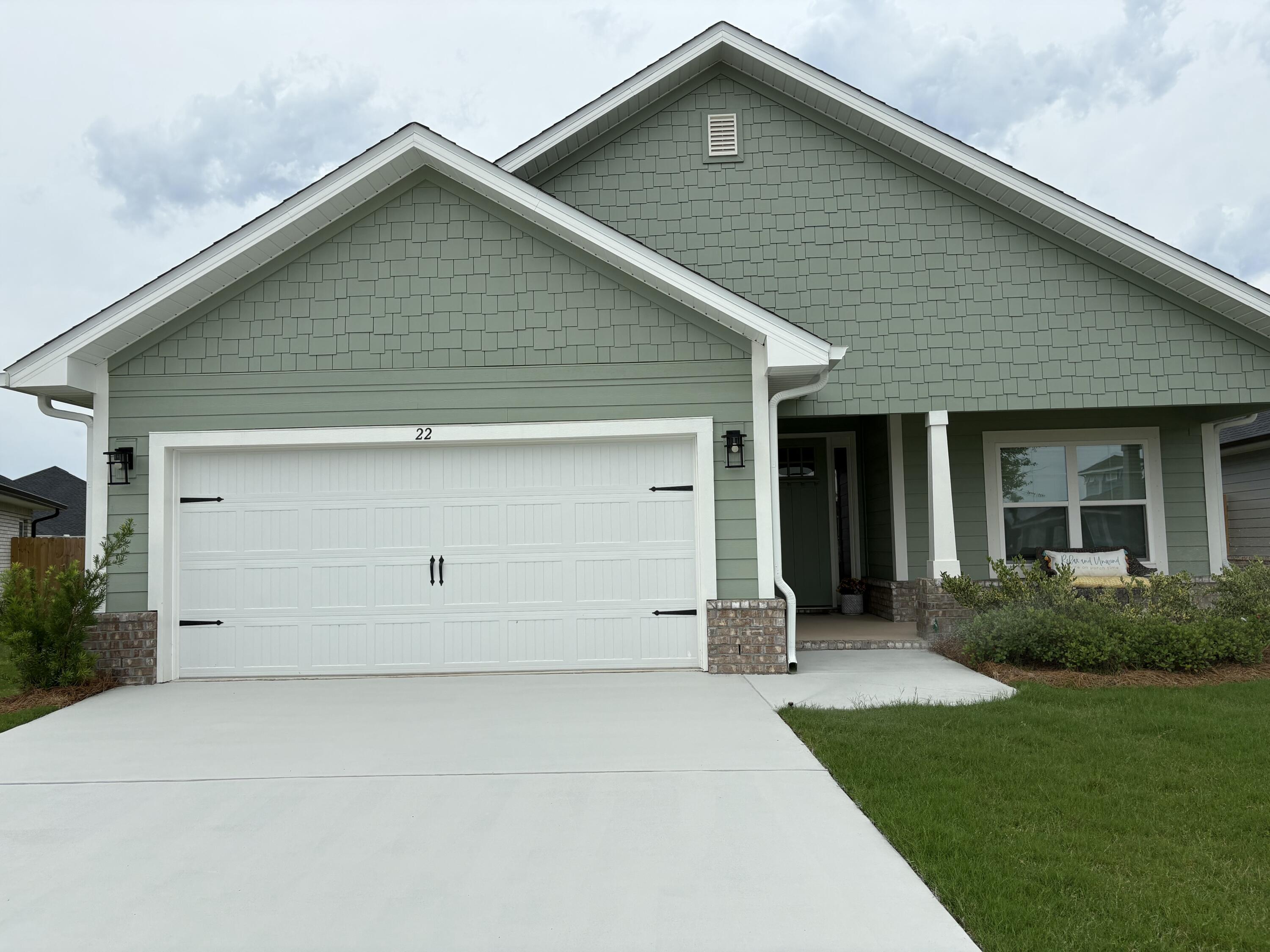 THE BLUFFS AT LAFAYETTE - Residential