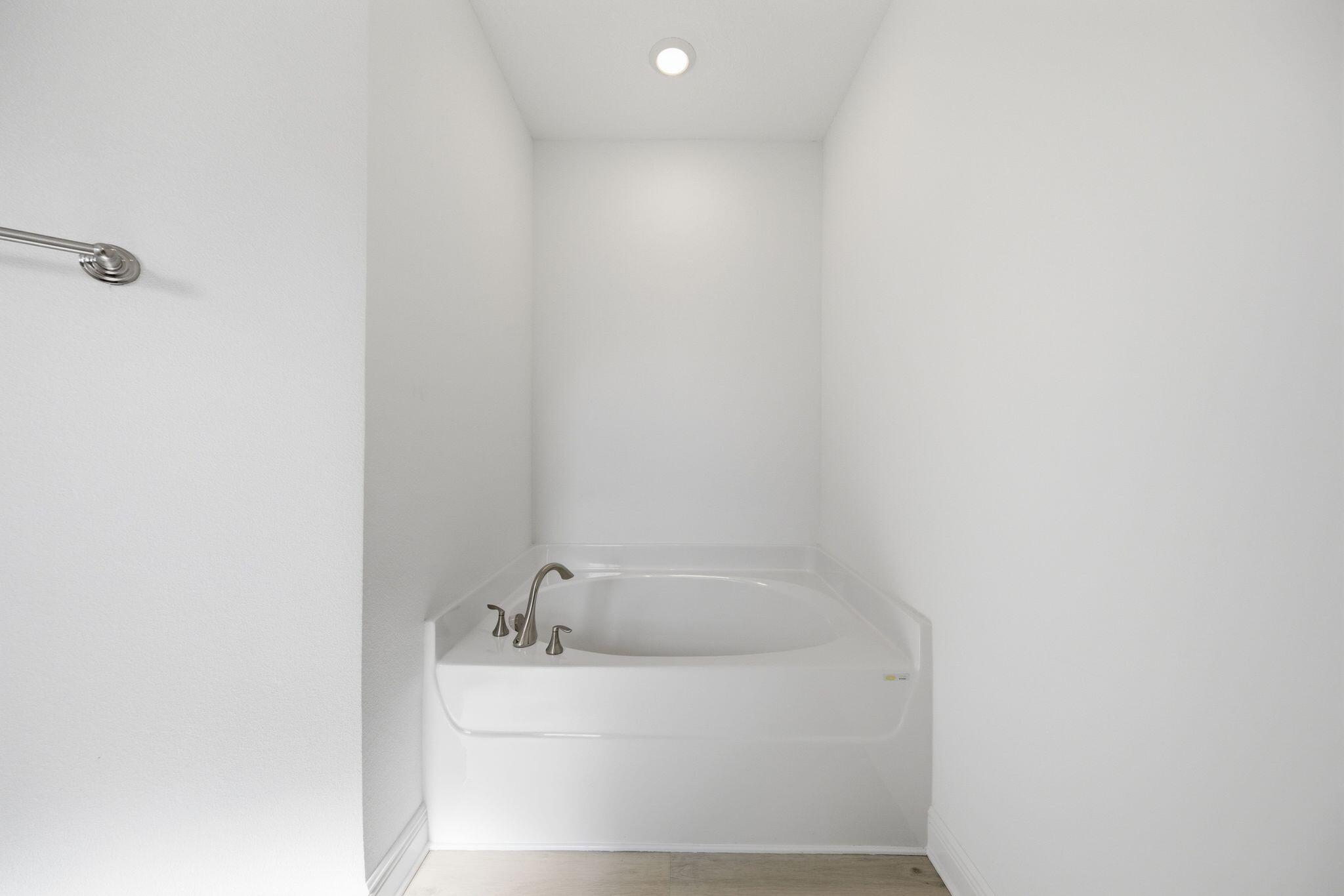 THE BLUFFS AT LAFAYETTE - Residential