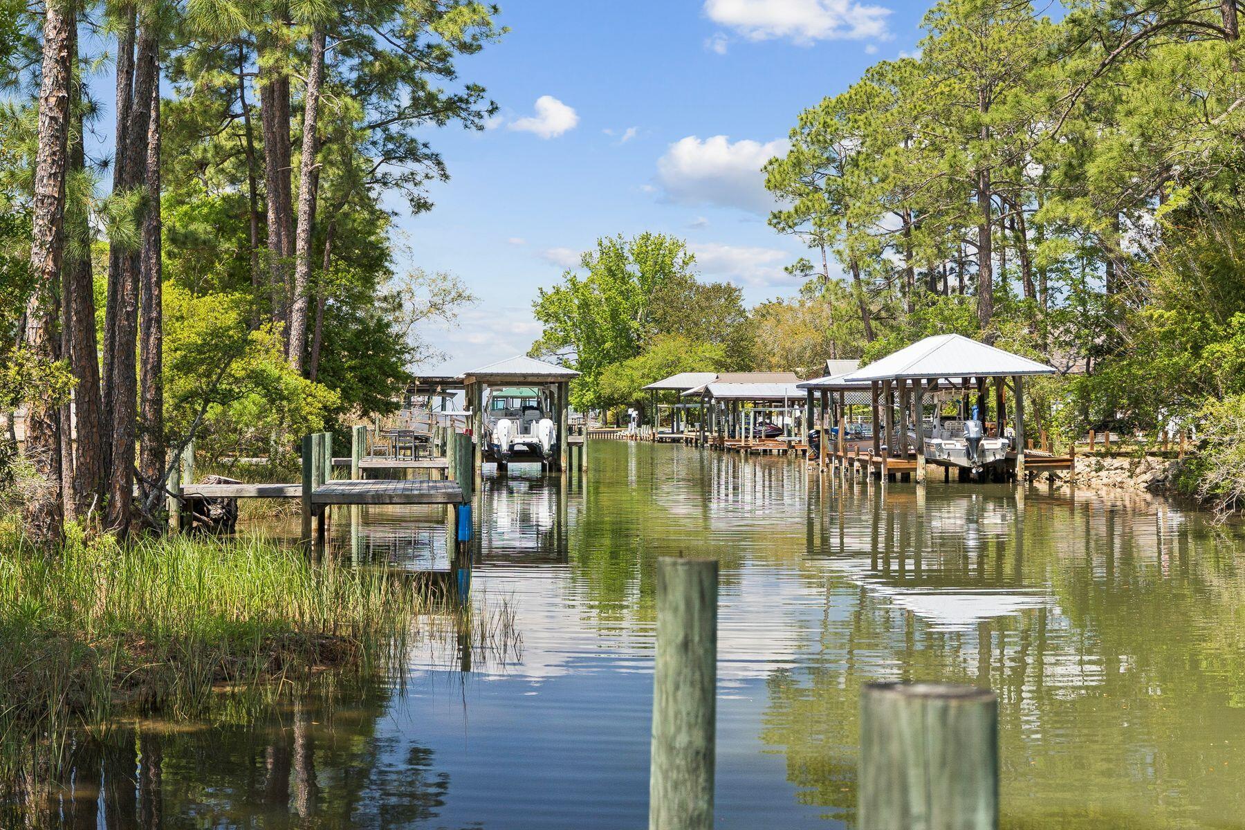 EAGLE BAY - Residential
