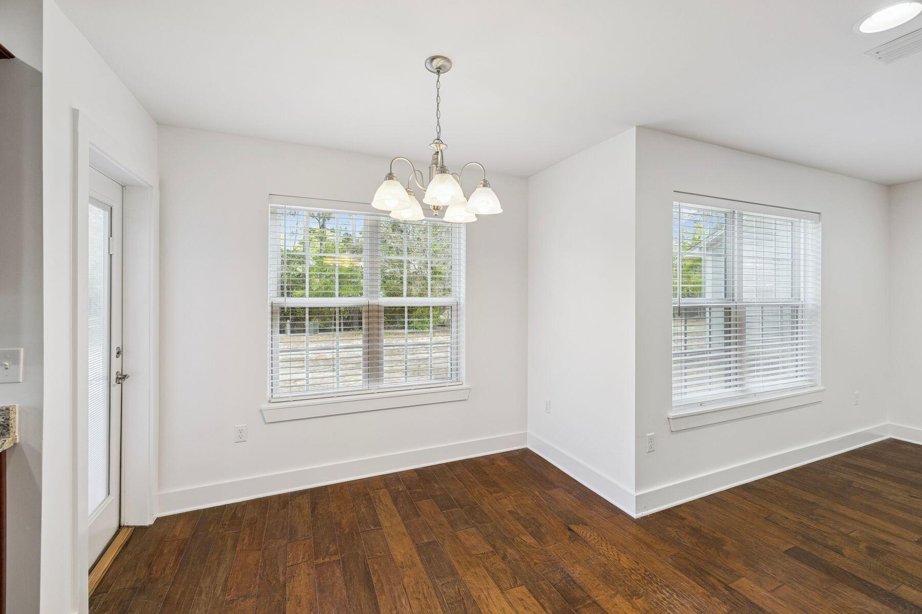 EAGLE BAY - Residential