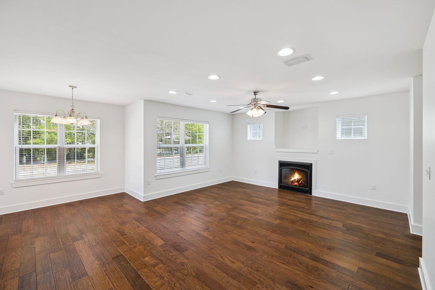 EAGLE BAY - Residential