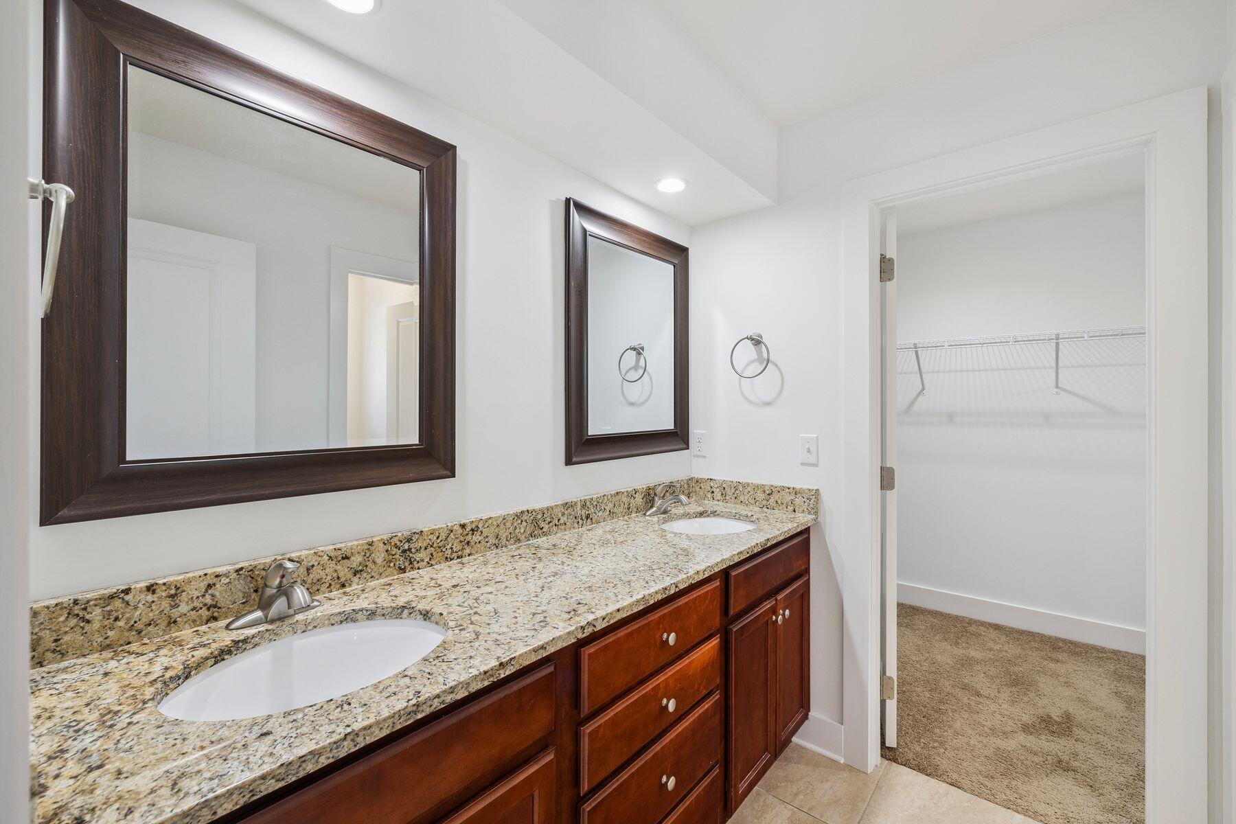 EAGLE BAY - Residential