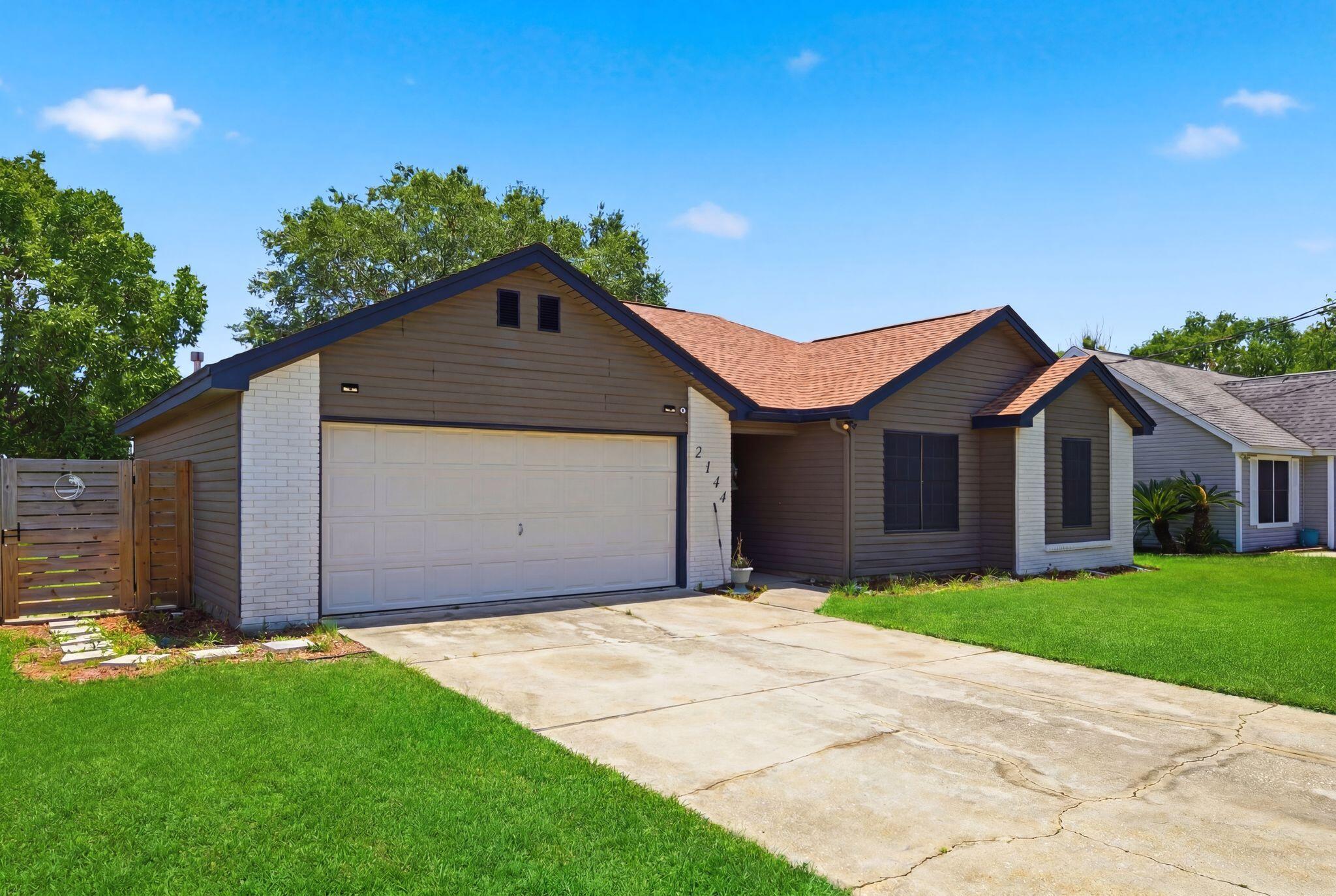 2144 Estate Circle