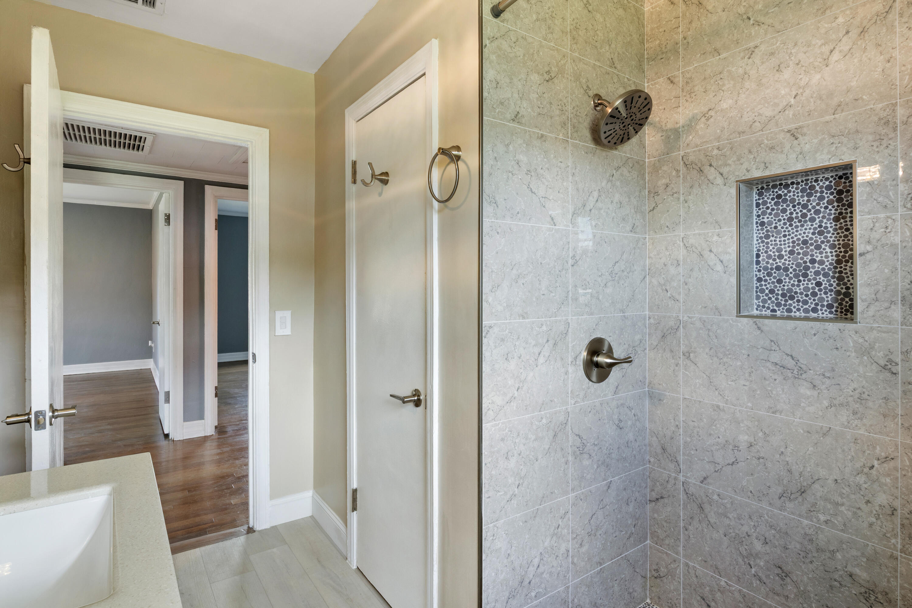 WARRINGTON COURT - Residential