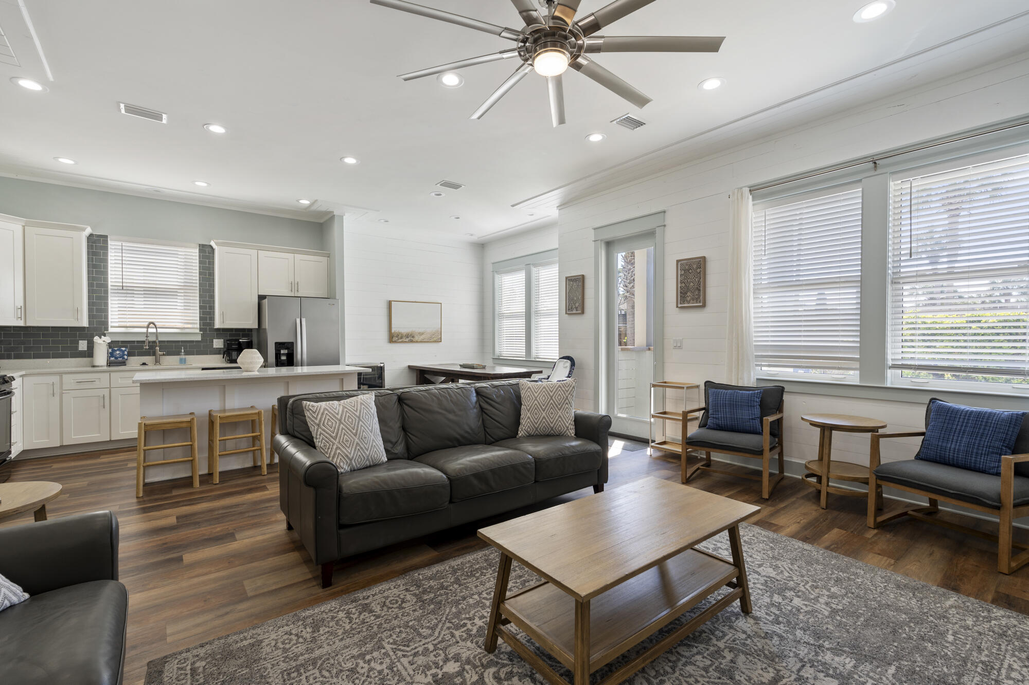 FRANGISTA BEACH 2ND ADDN - Residential