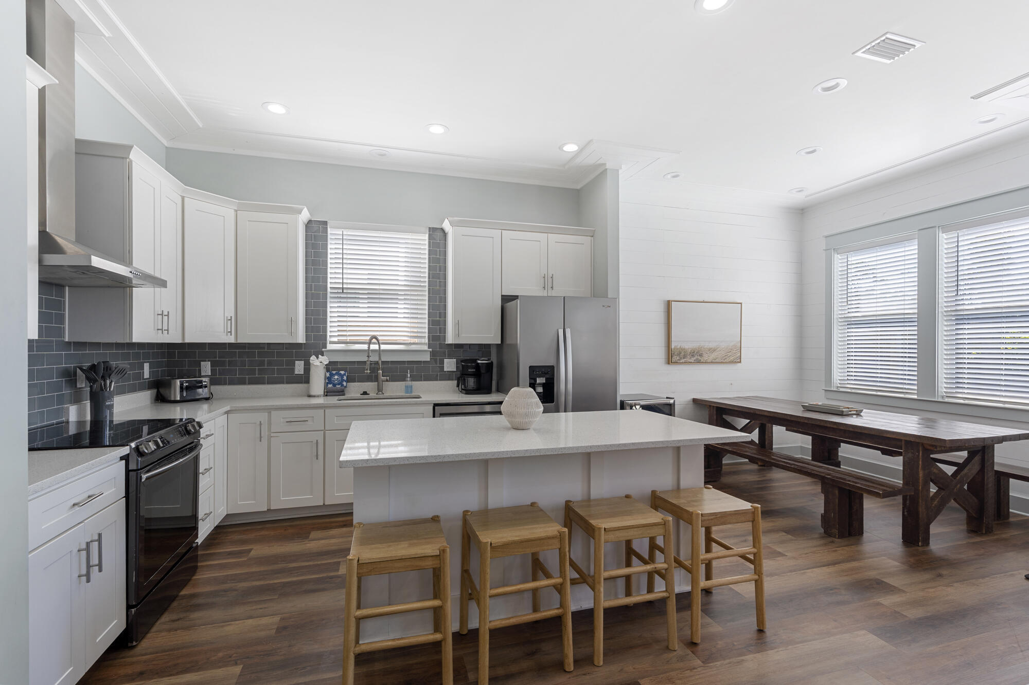 FRANGISTA BEACH 2ND ADDN - Residential