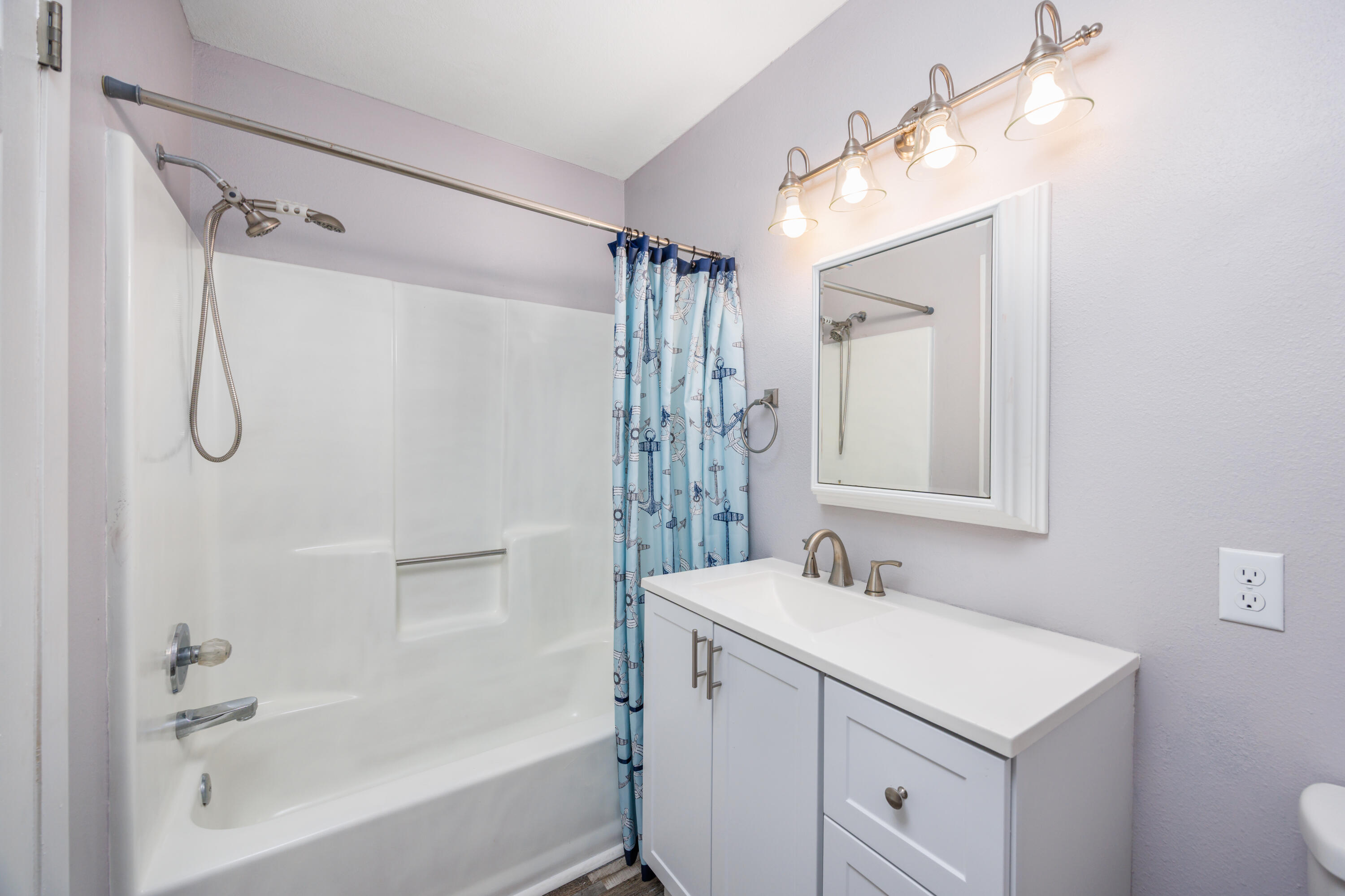 HARBOR T/H - Residential