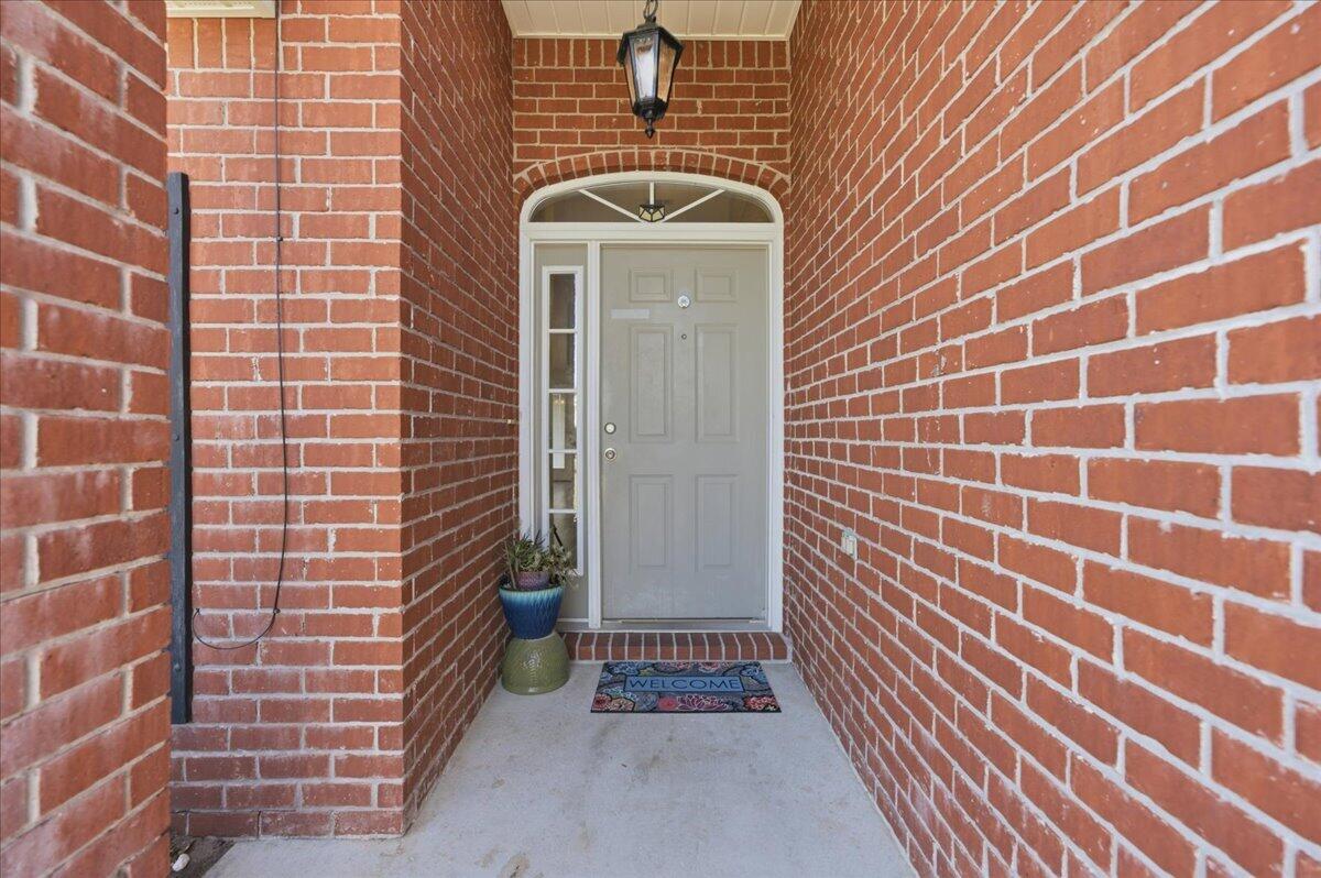 SHADOW LAKES - Residential