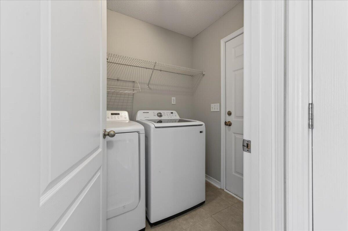 SHADOW LAKES - Residential