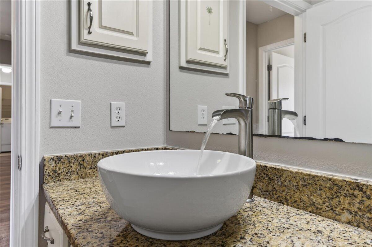 SHADOW LAKES - Residential