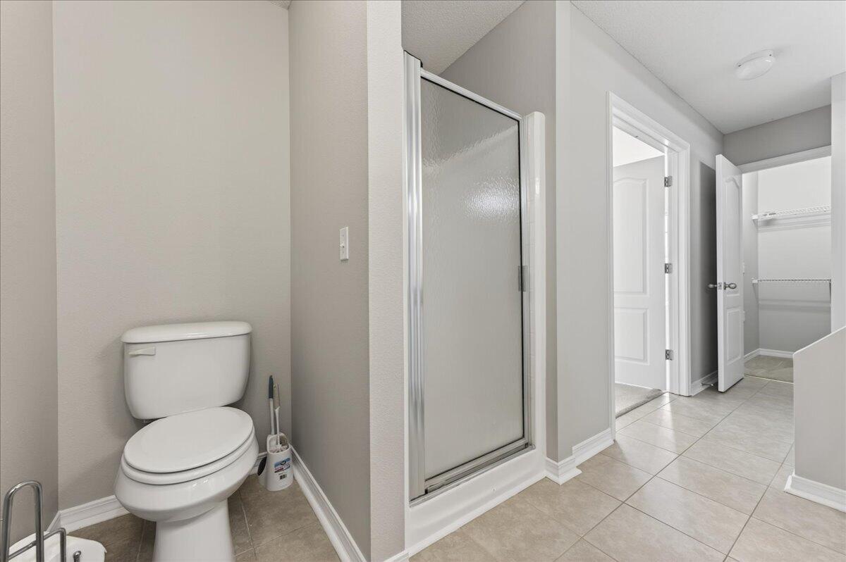 SHADOW LAKES - Residential