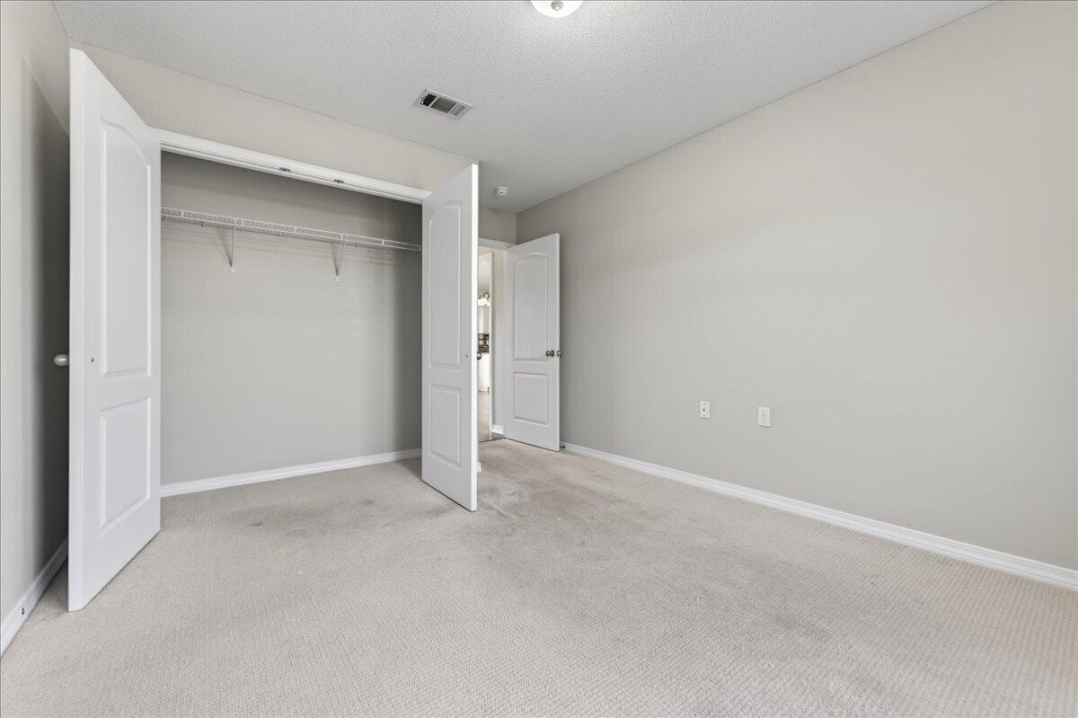 SHADOW LAKES - Residential