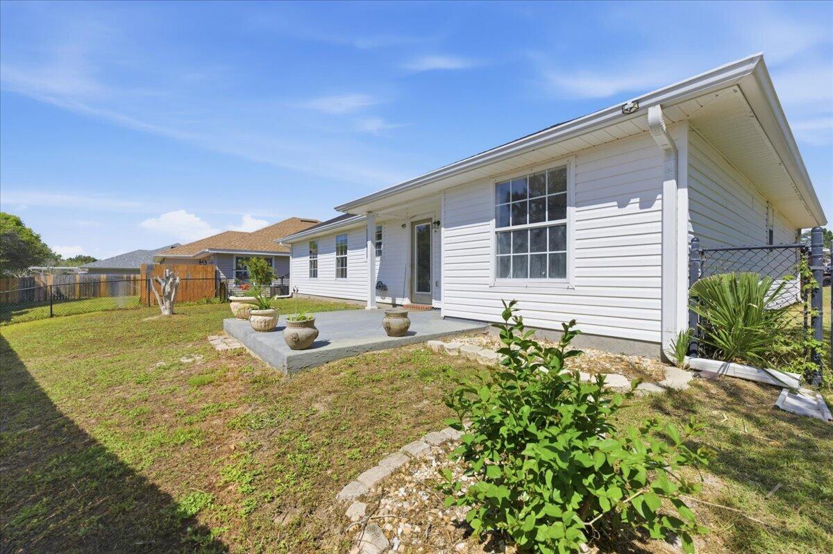 SHADOW LAKES - Residential