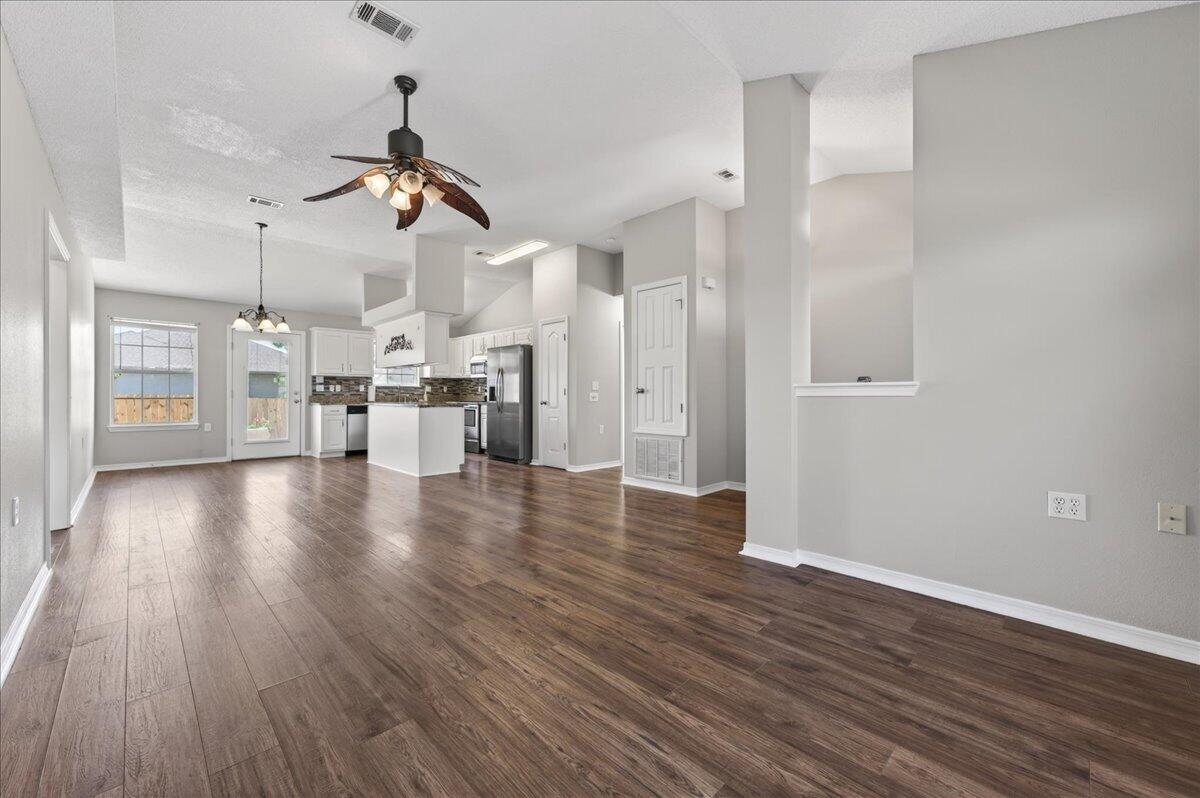 SHADOW LAKES - Residential