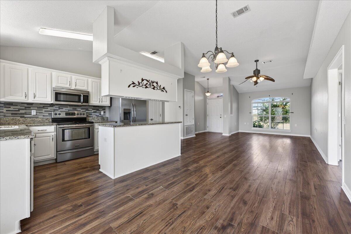 SHADOW LAKES - Residential