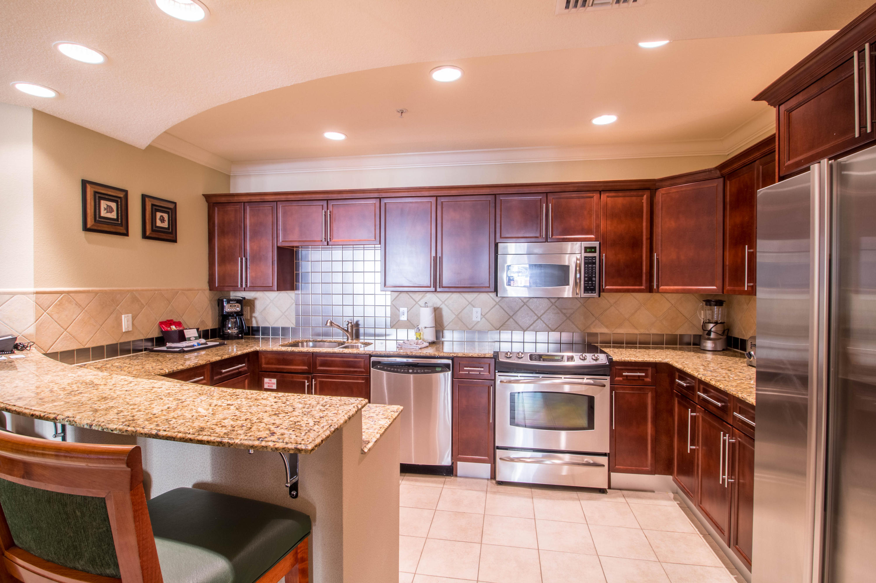 EMERALD GRANDE - Residential