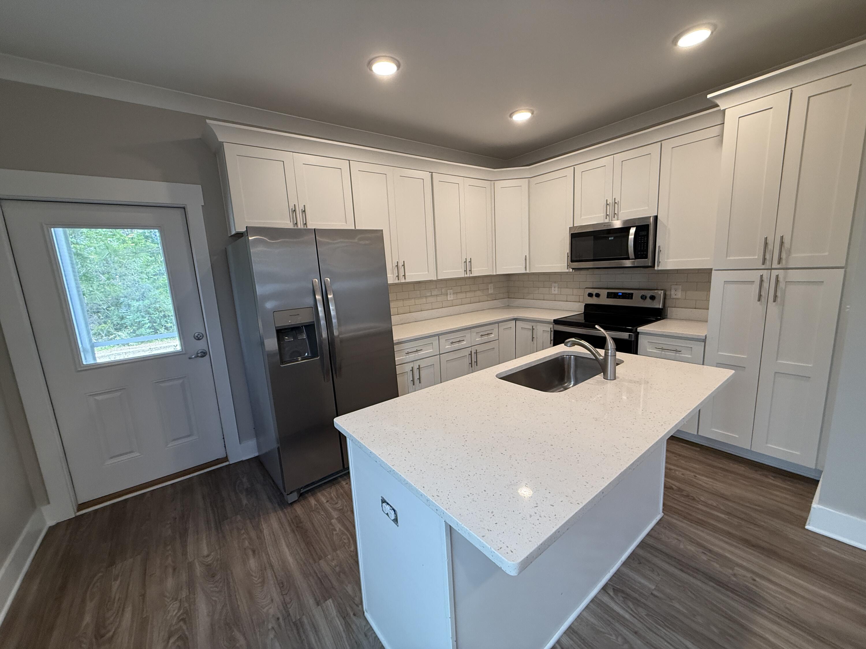 VERANDAS AT FREEPORT - Residential Lease