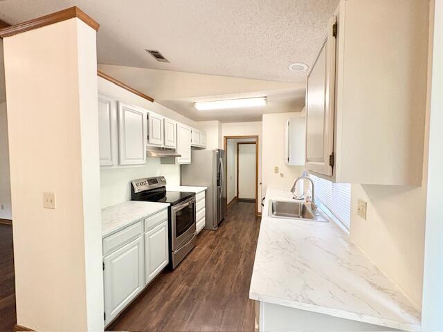 VALPARAISO PINECREST 6 - Residential Lease