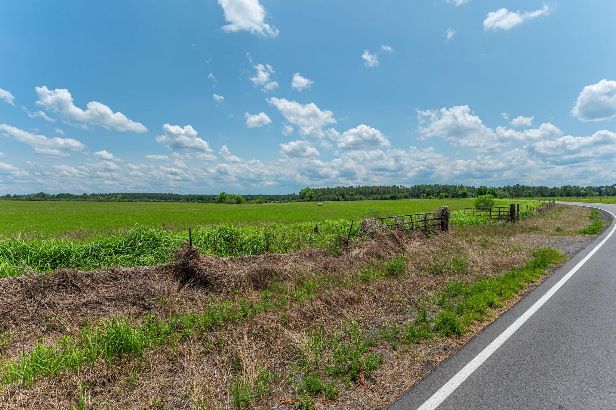 METES & BOUNDS - Land