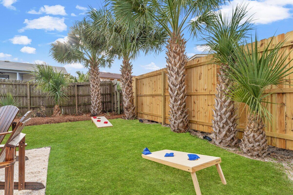 HOLIDAY BEACH - Residential