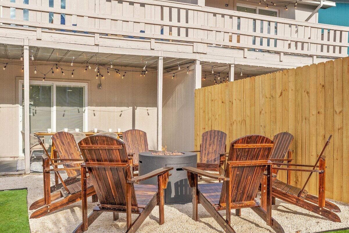 HOLIDAY BEACH - Residential