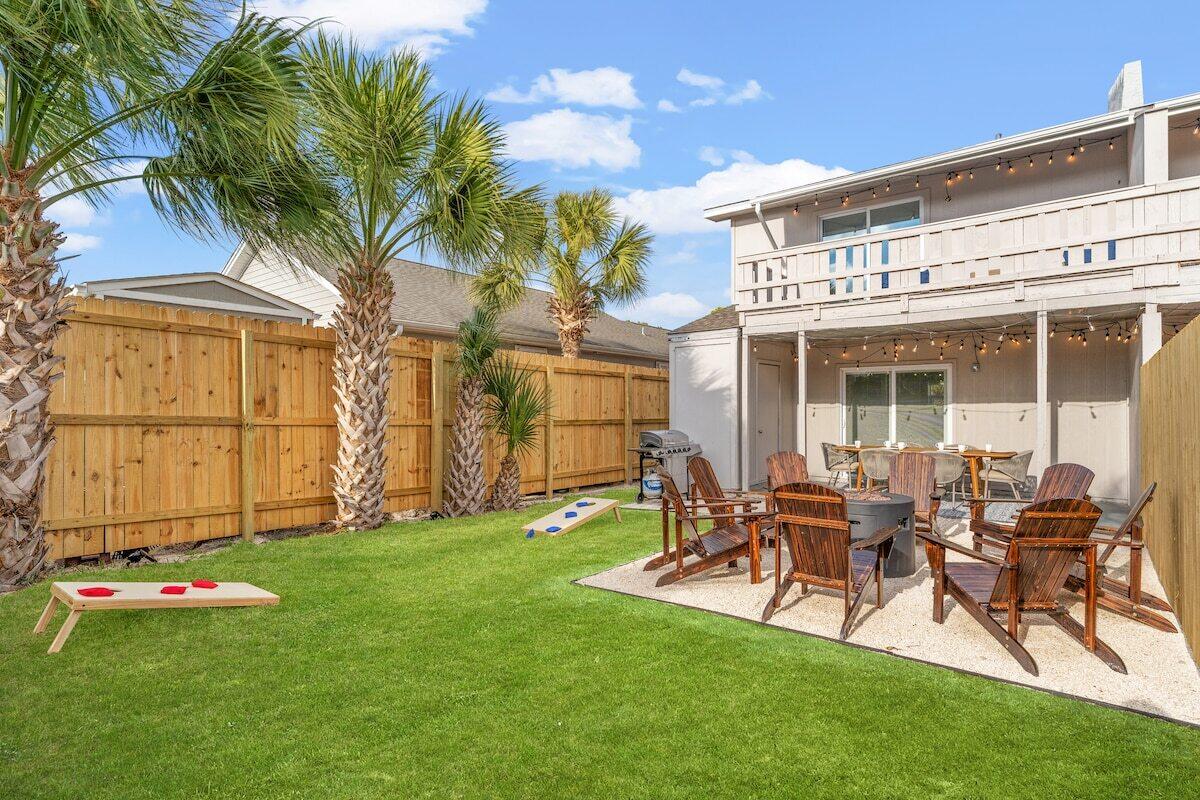 HOLIDAY BEACH - Residential