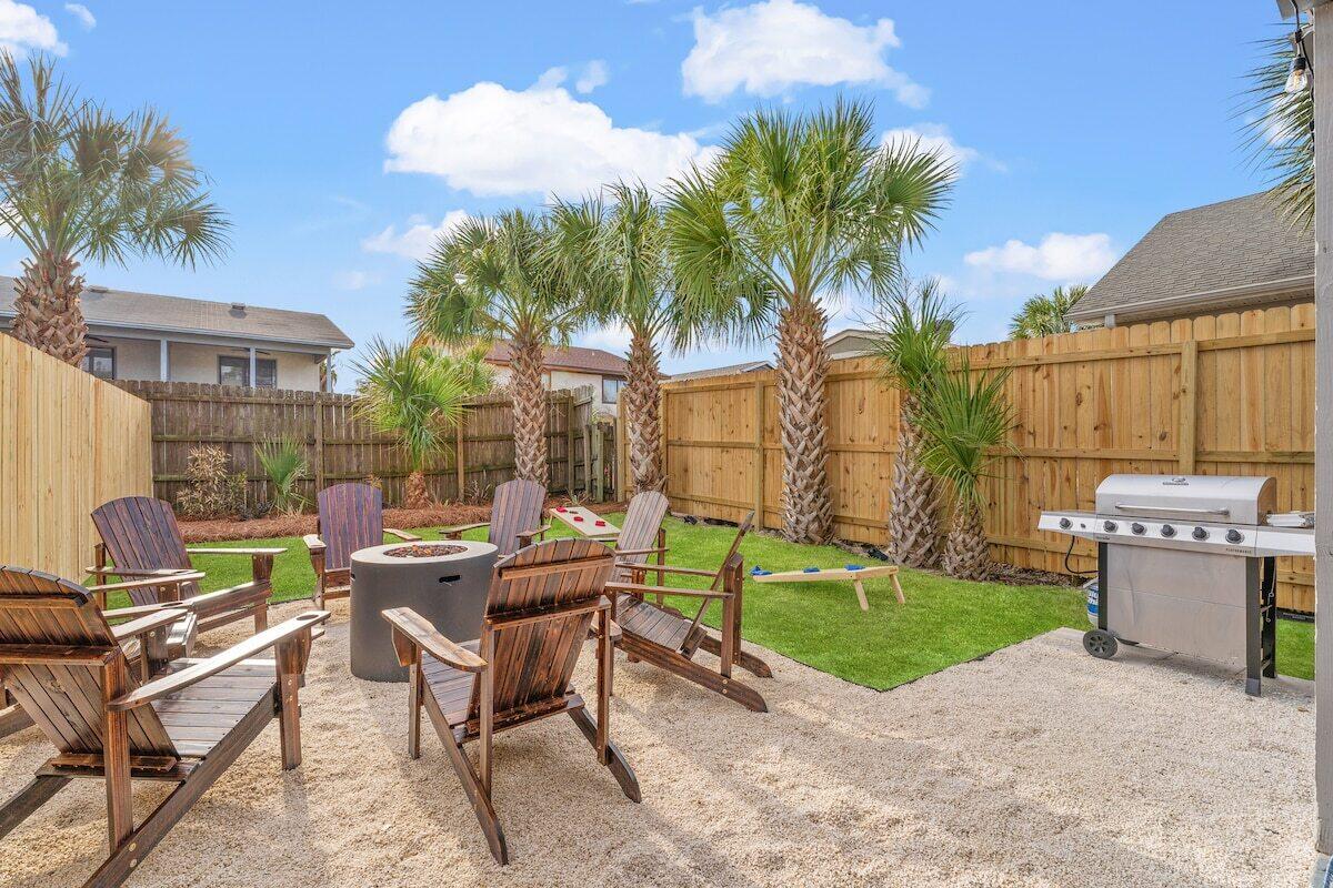 HOLIDAY BEACH - Residential