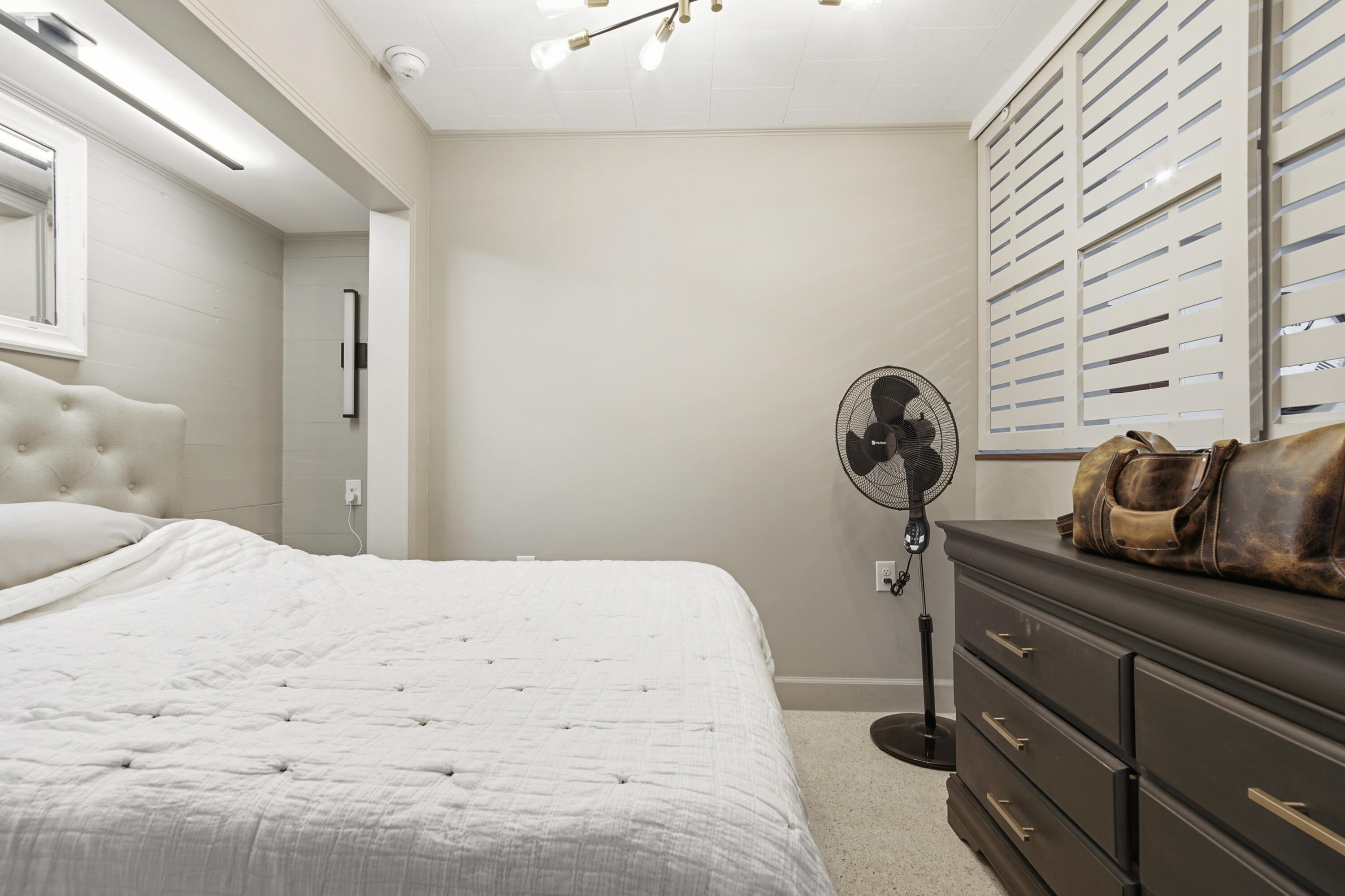 TOWN OF DEFUNIAK - Residential Lease