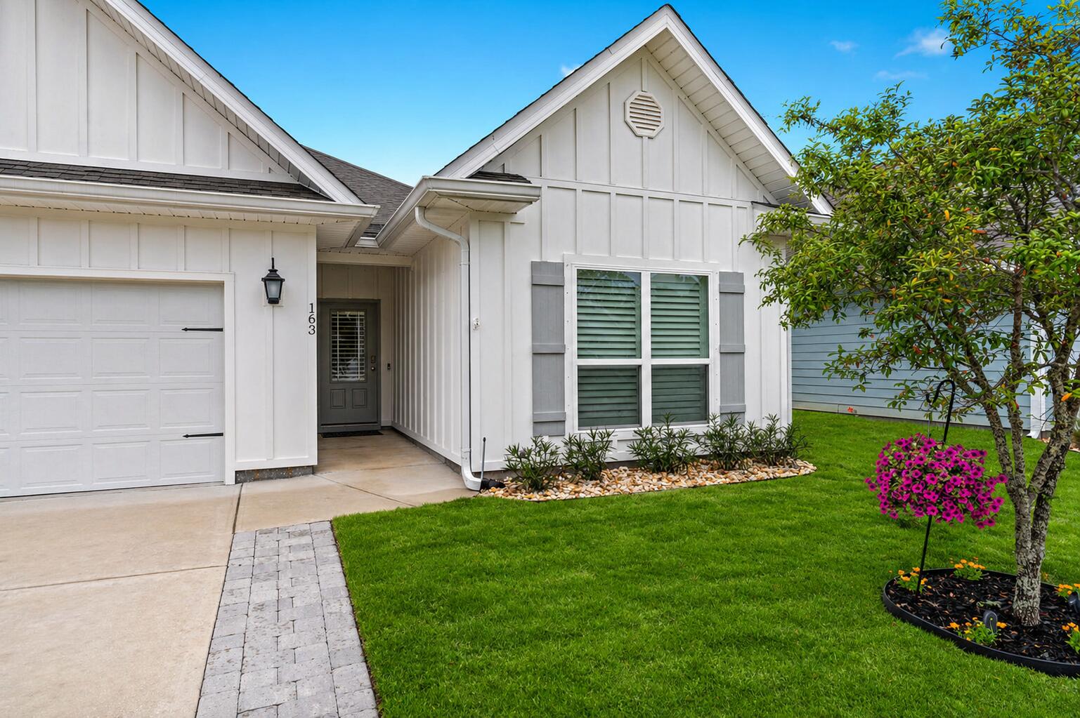 STONEGATE - Residential