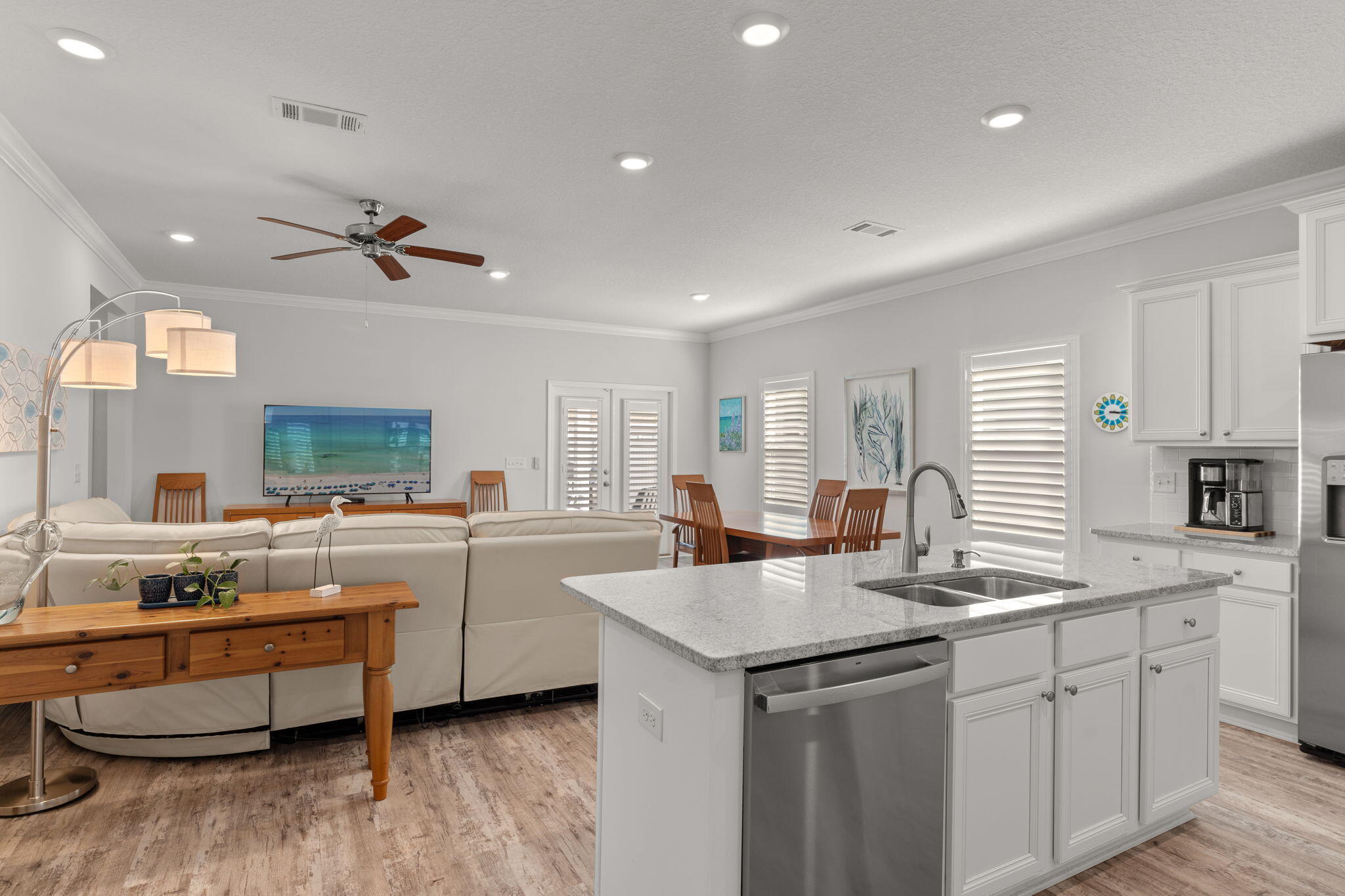 STONEGATE - Residential