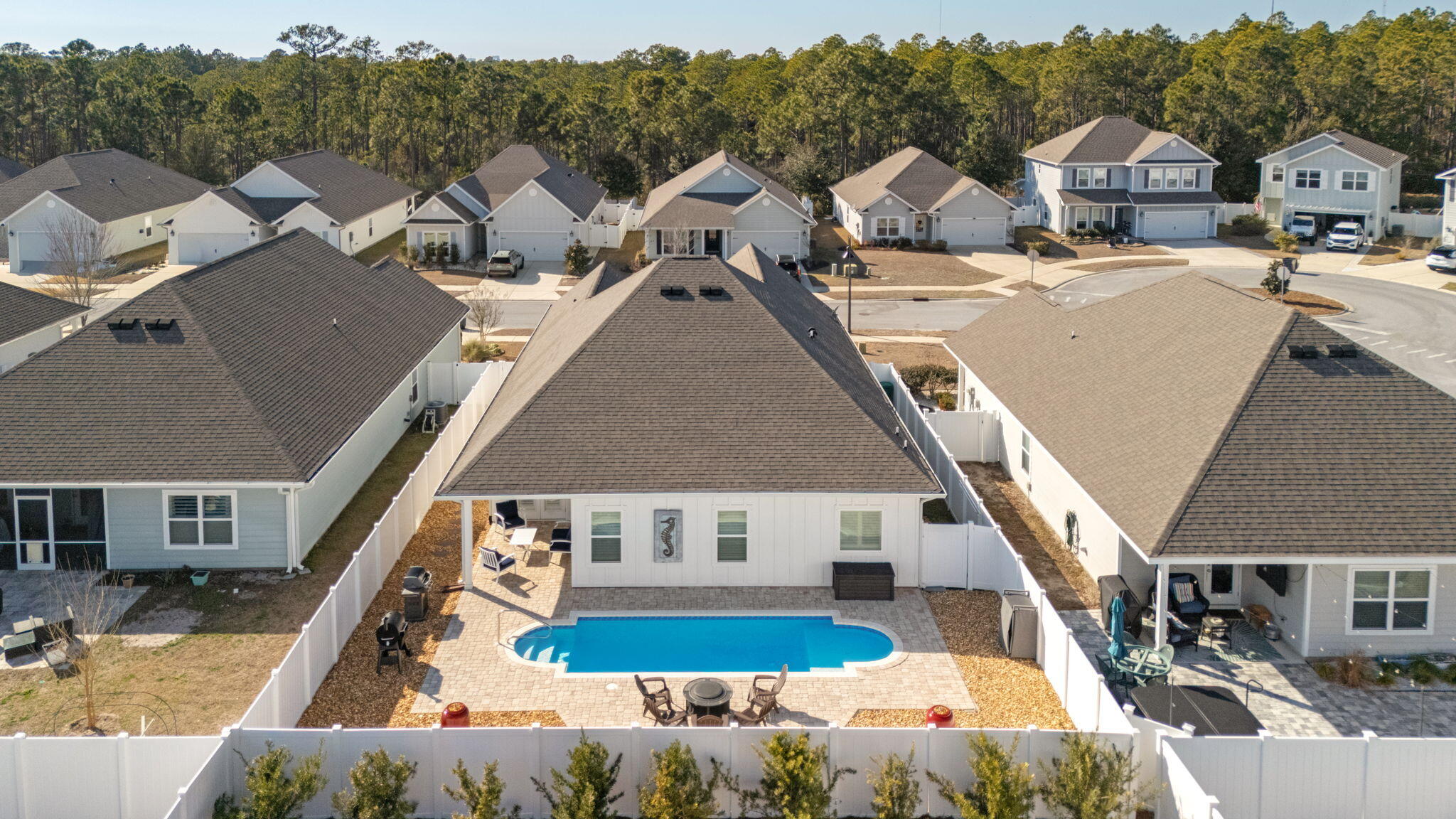 STONEGATE - Residential